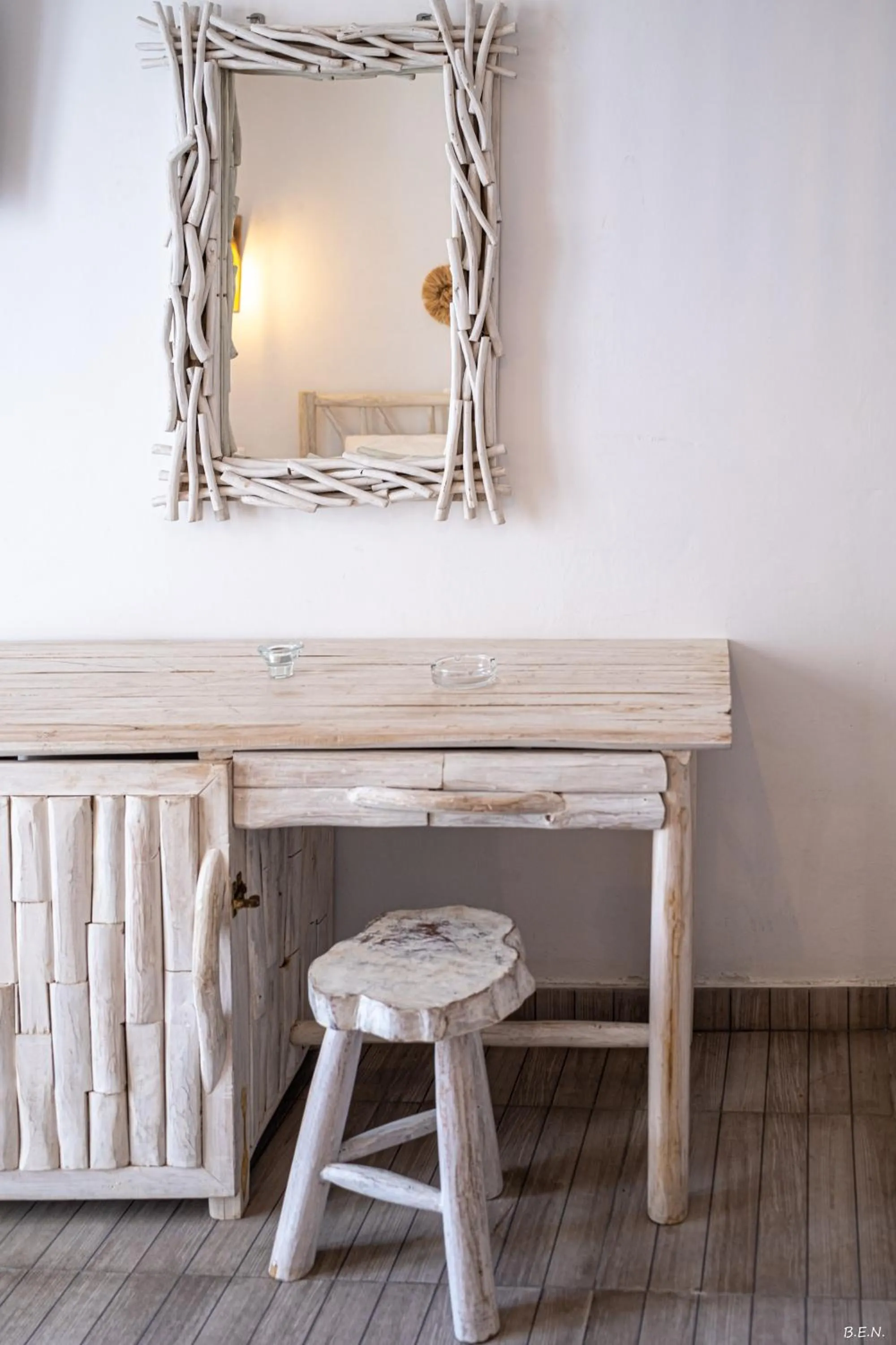 hair dresser in Manolia View Mykonos