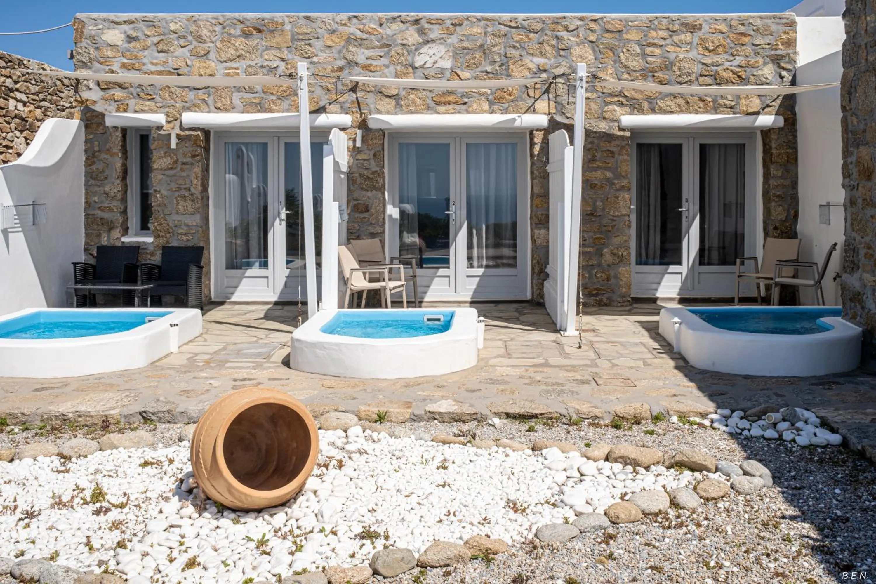 Hot Tub in Manolia View Mykonos