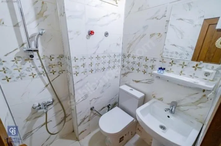 Bathroom in AKÇAY LEMAN OTEL