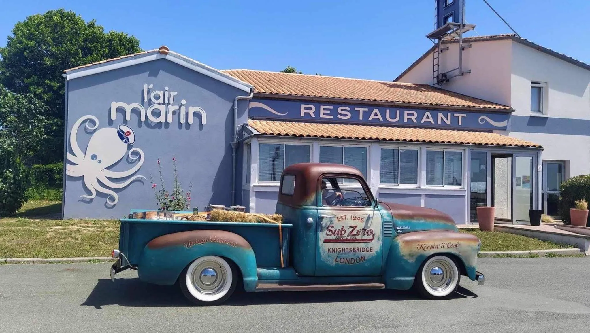 Property building in Logis Hôtel L'Air Marin