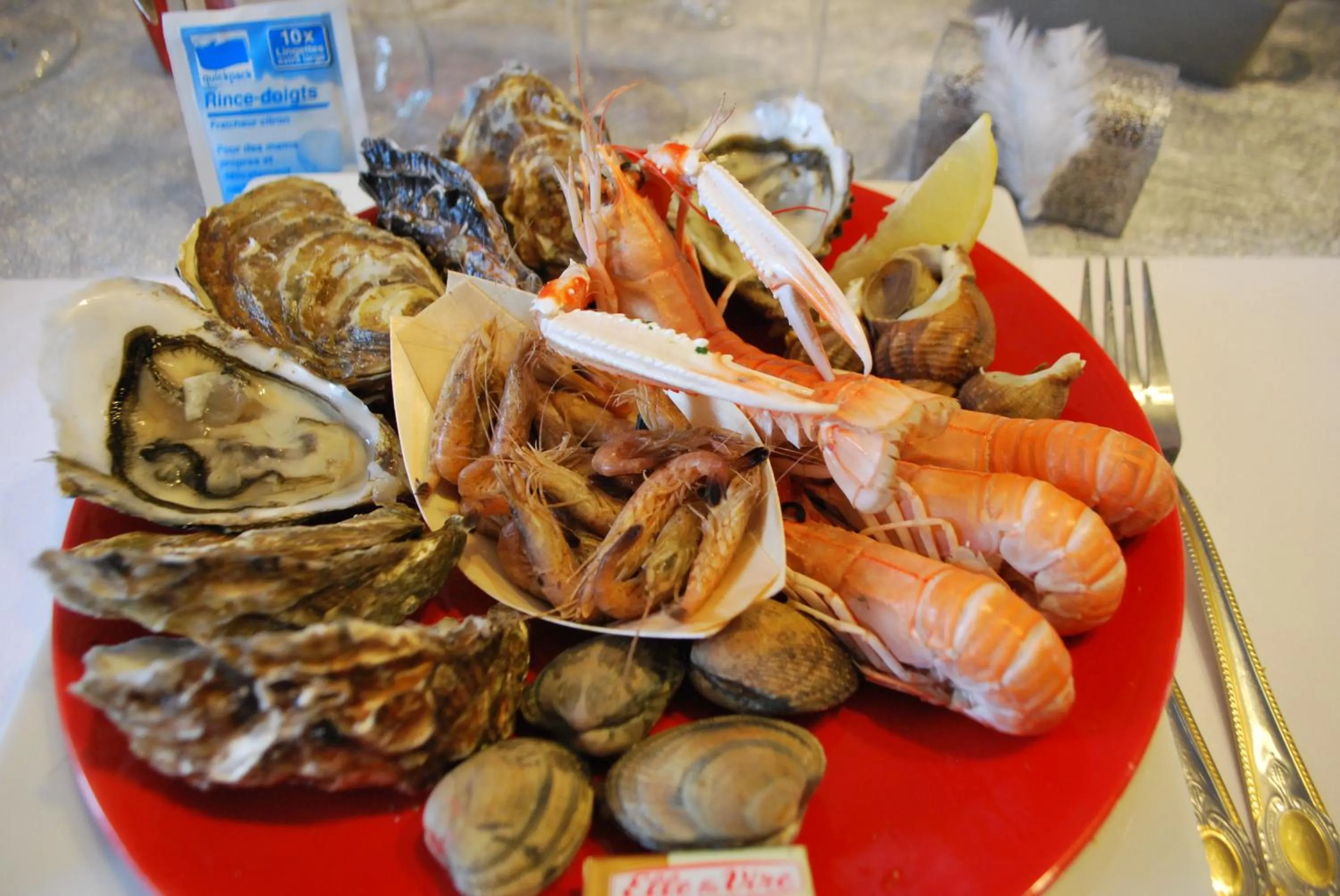 Food in Logis Hôtel L'Air Marin