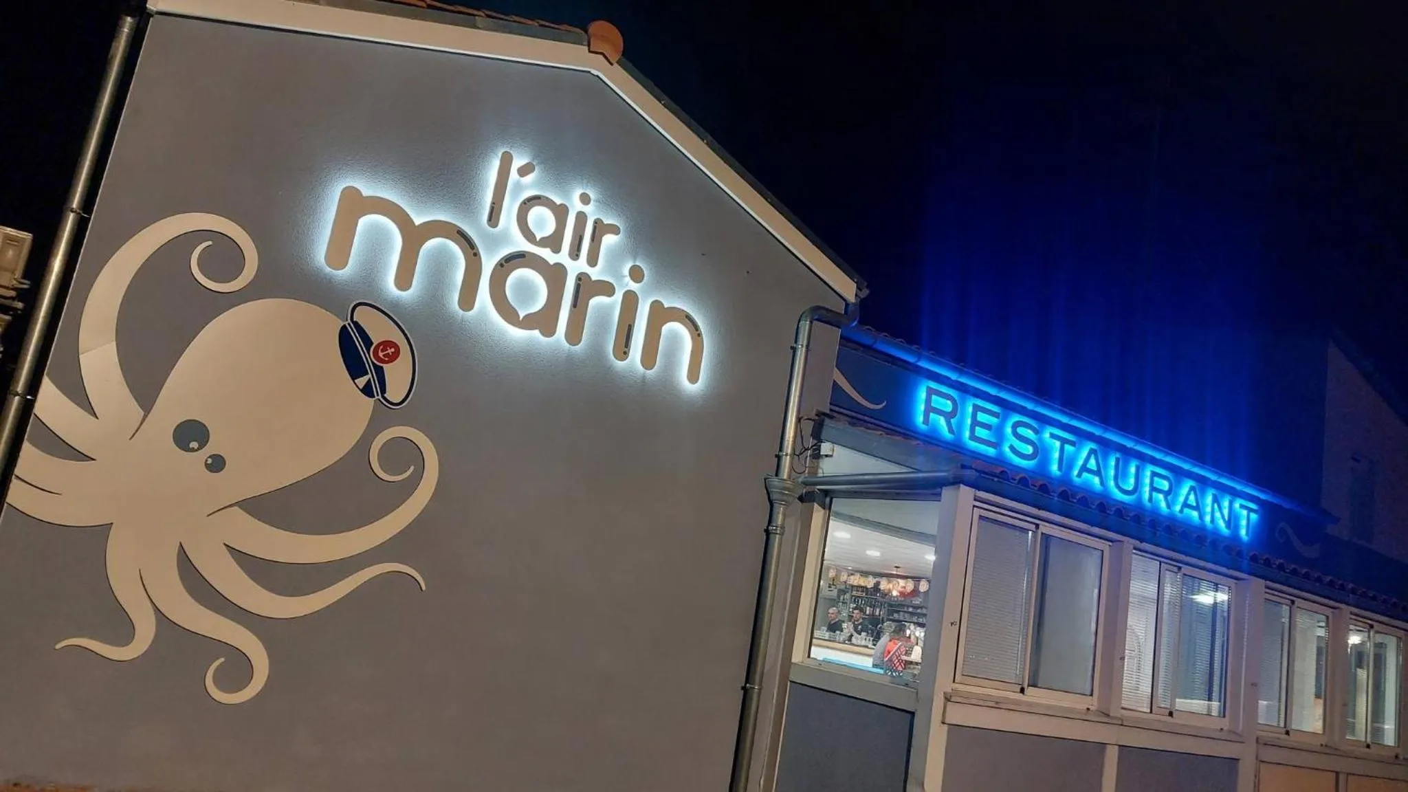 Property building in Logis Hôtel L'Air Marin