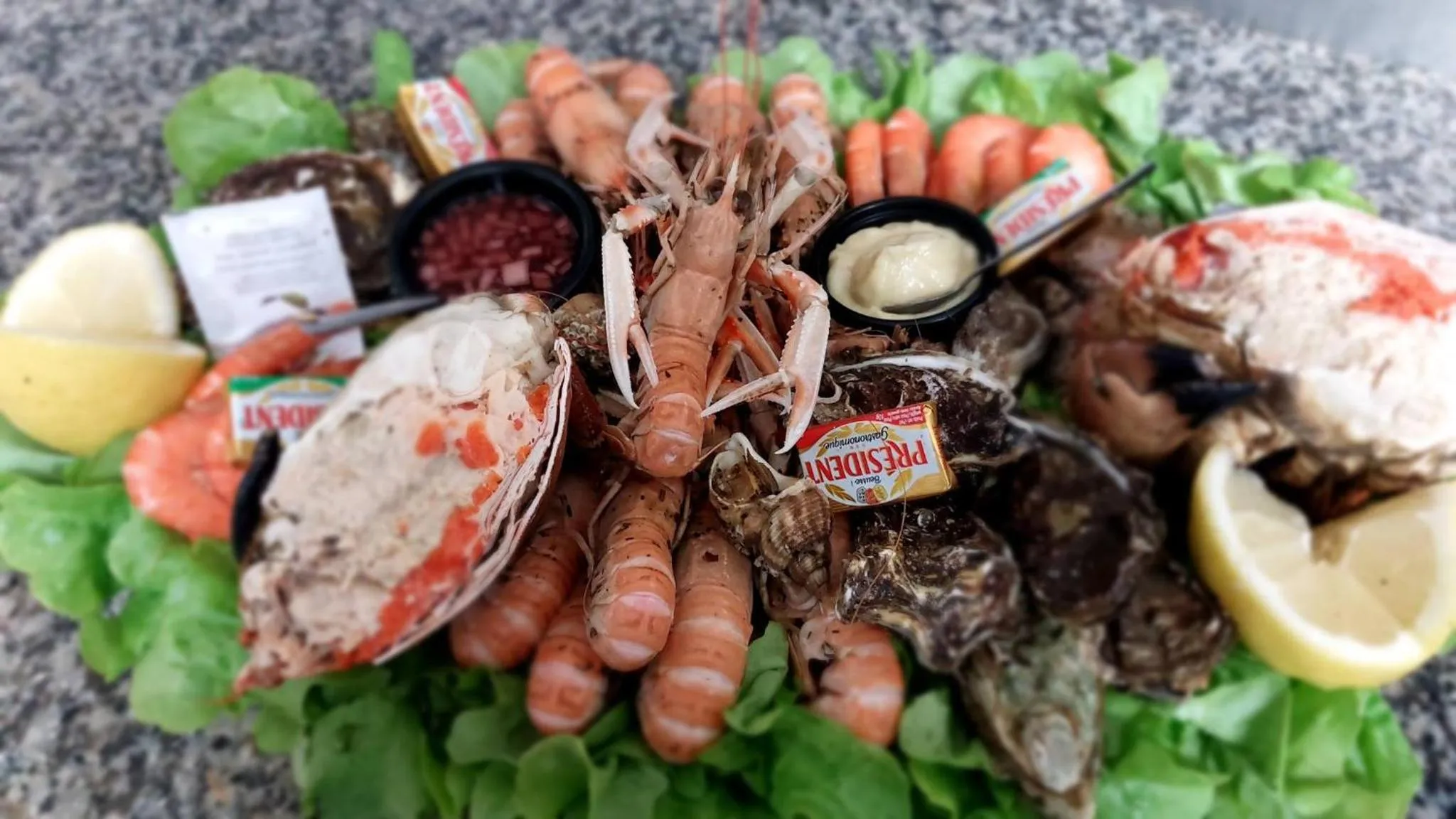 Restaurant/places to eat in Logis Hôtel L'Air Marin