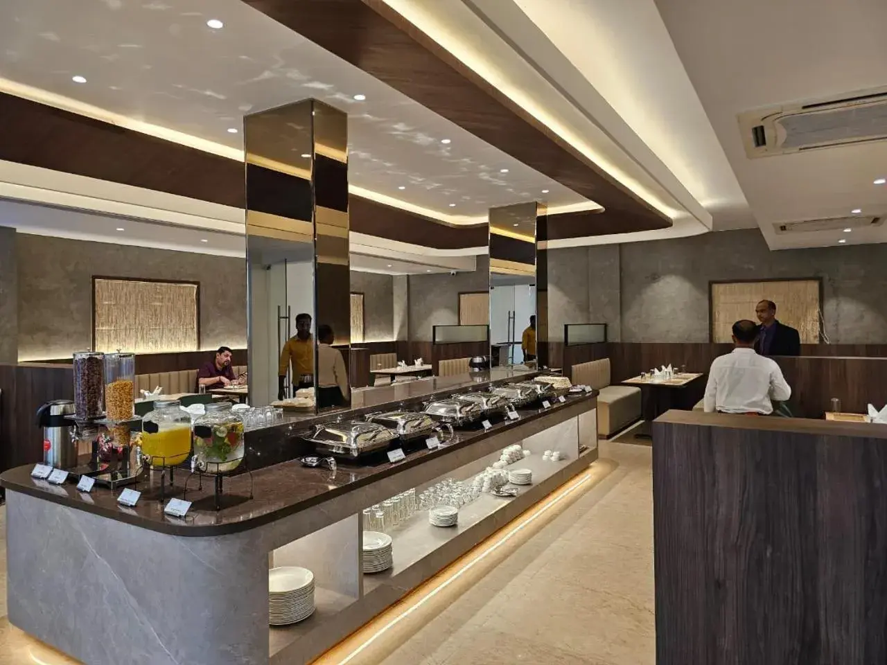 Restaurant/places to eat in Mount Manor Restaurant/places to eat in Mount Manor