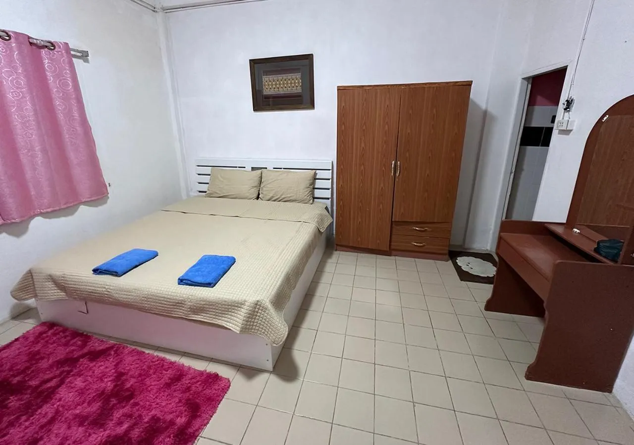 Bed in Sea View Jomtien Guest House