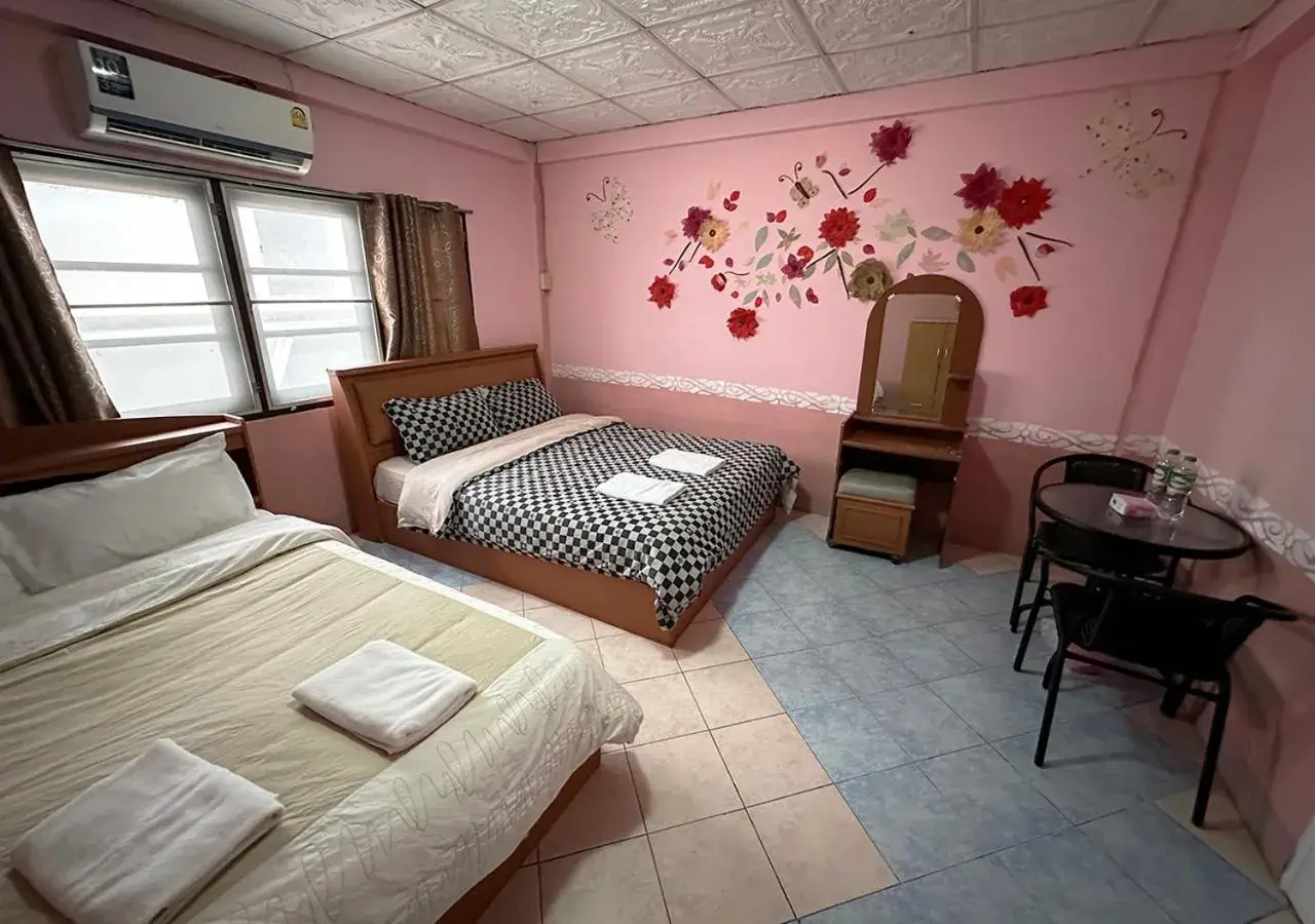 Bed in Sea View Jomtien Guest House Bed in Sea View Jomtien Guest House