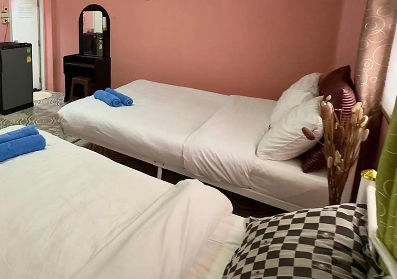 Bed in Sea View Jomtien Guest House