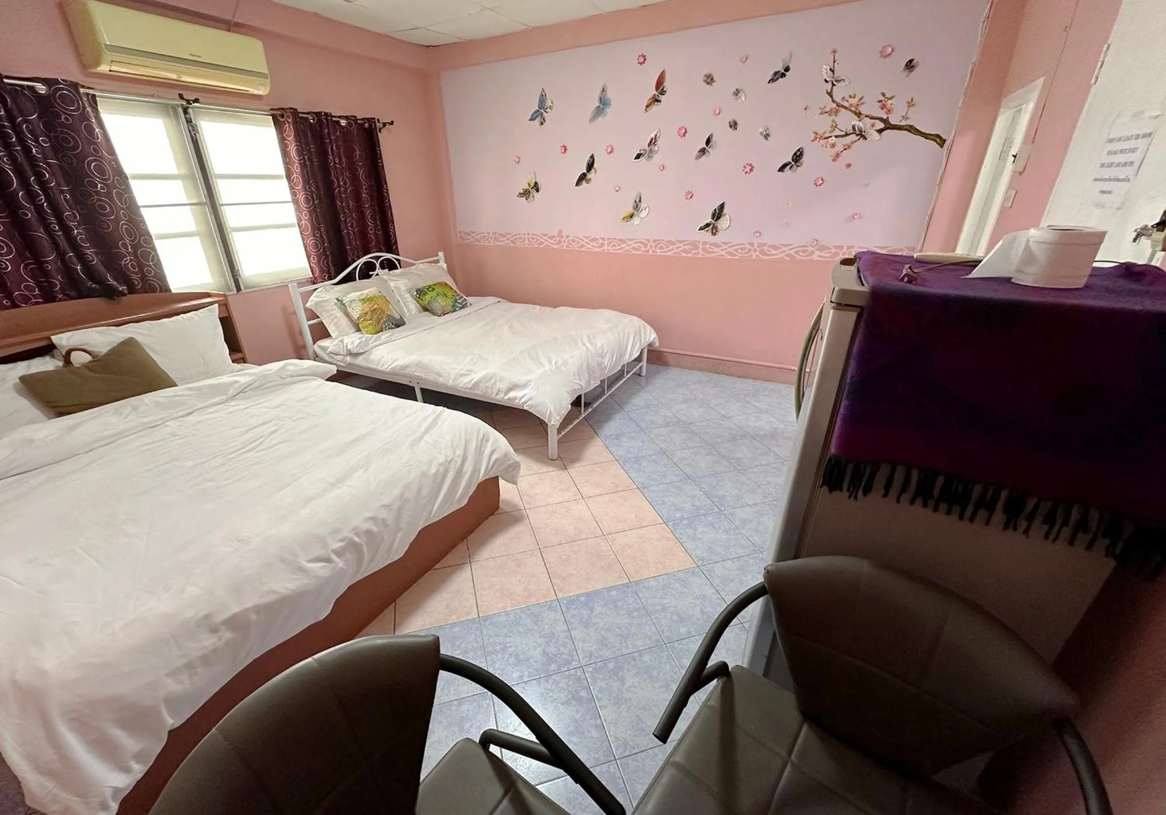 Bed in Sea View Jomtien Guest House