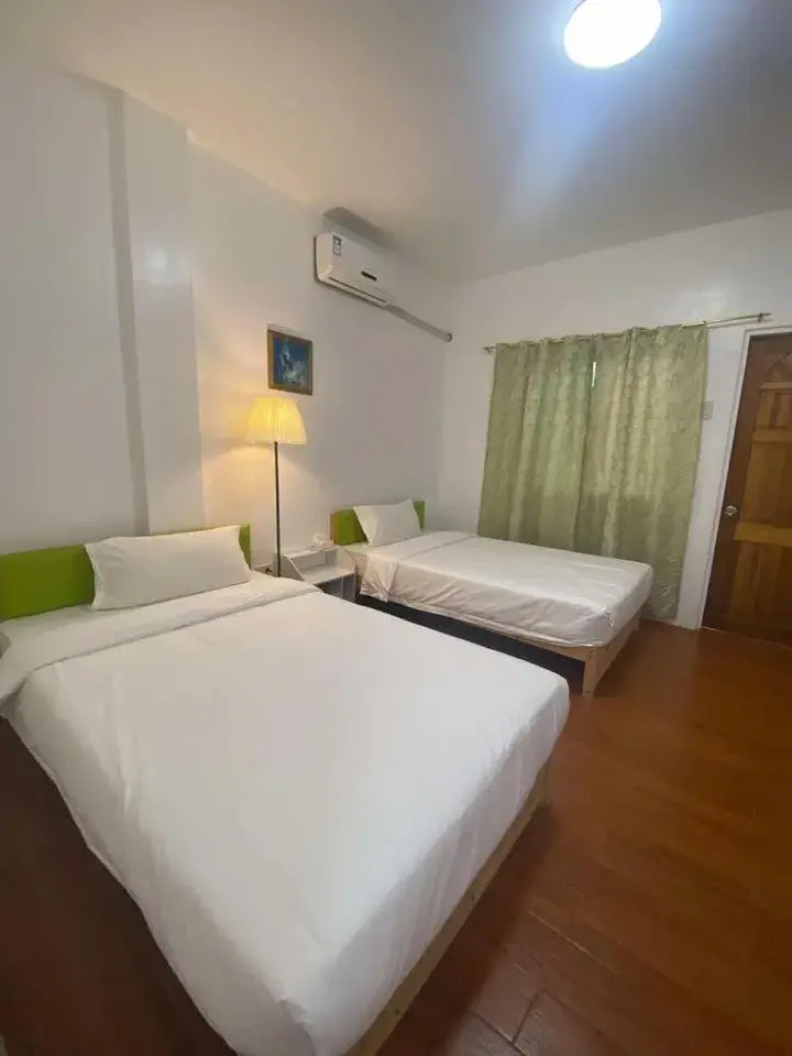 Bed in Green Mango Resort Bed in Green Mango Resort