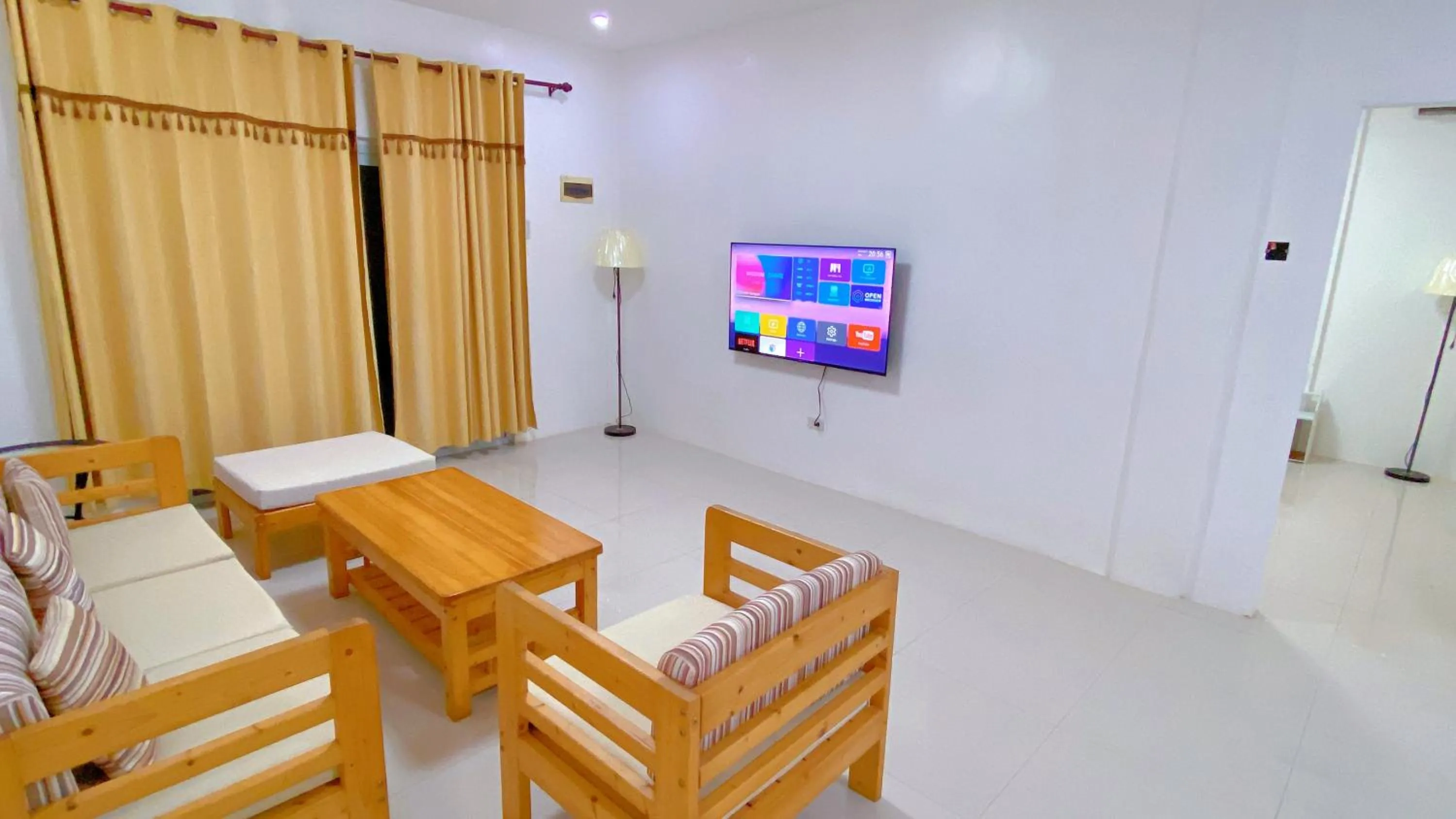 TV and multimedia in Green Mango Resort