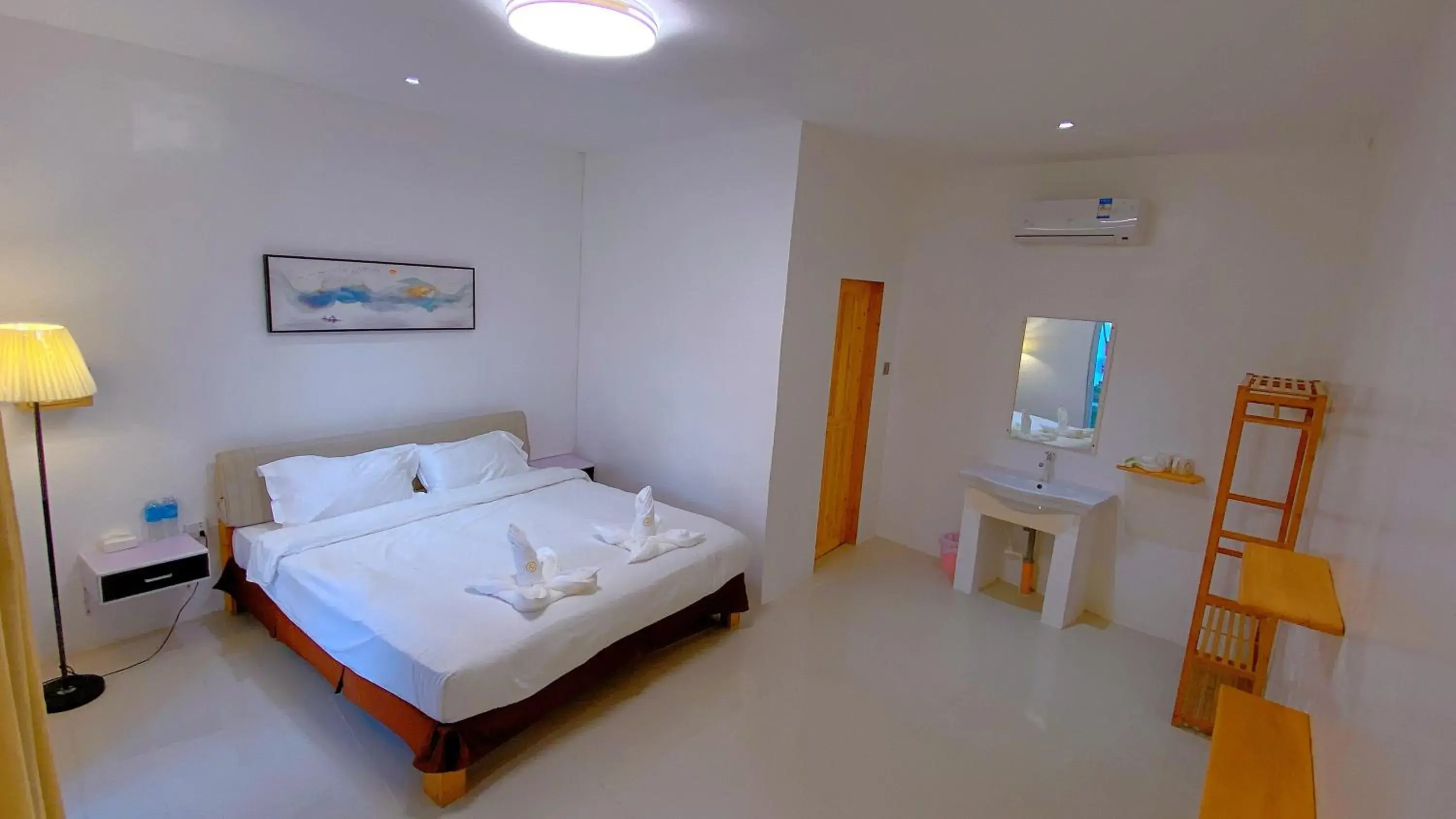 Photo of the whole room, Bed in Green Mango Resort Photo of the whole room, Bed in Green Mango Resort