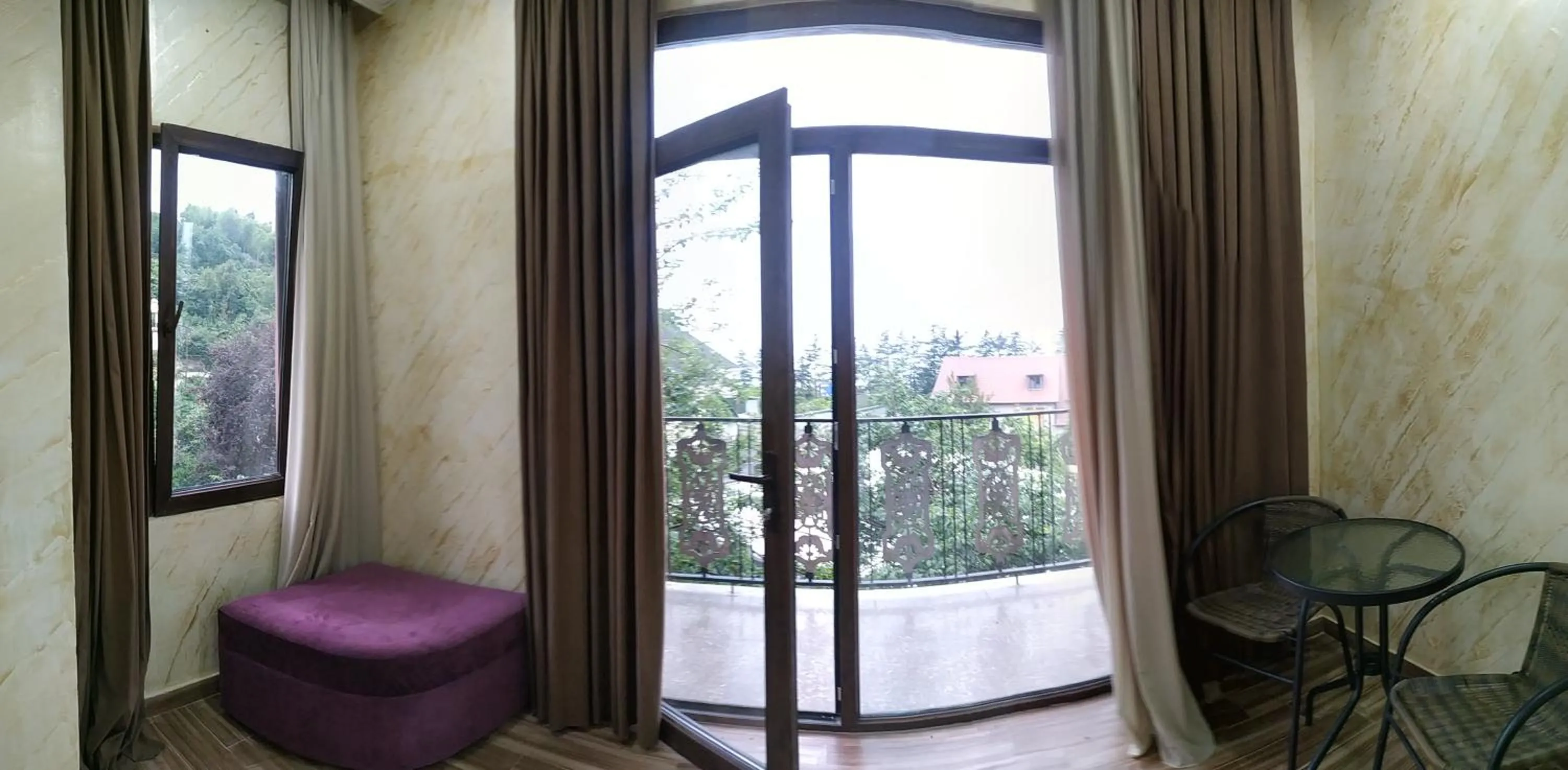 Balcony/Terrace in Batumi Homestay at Tamar Mephe Avenue