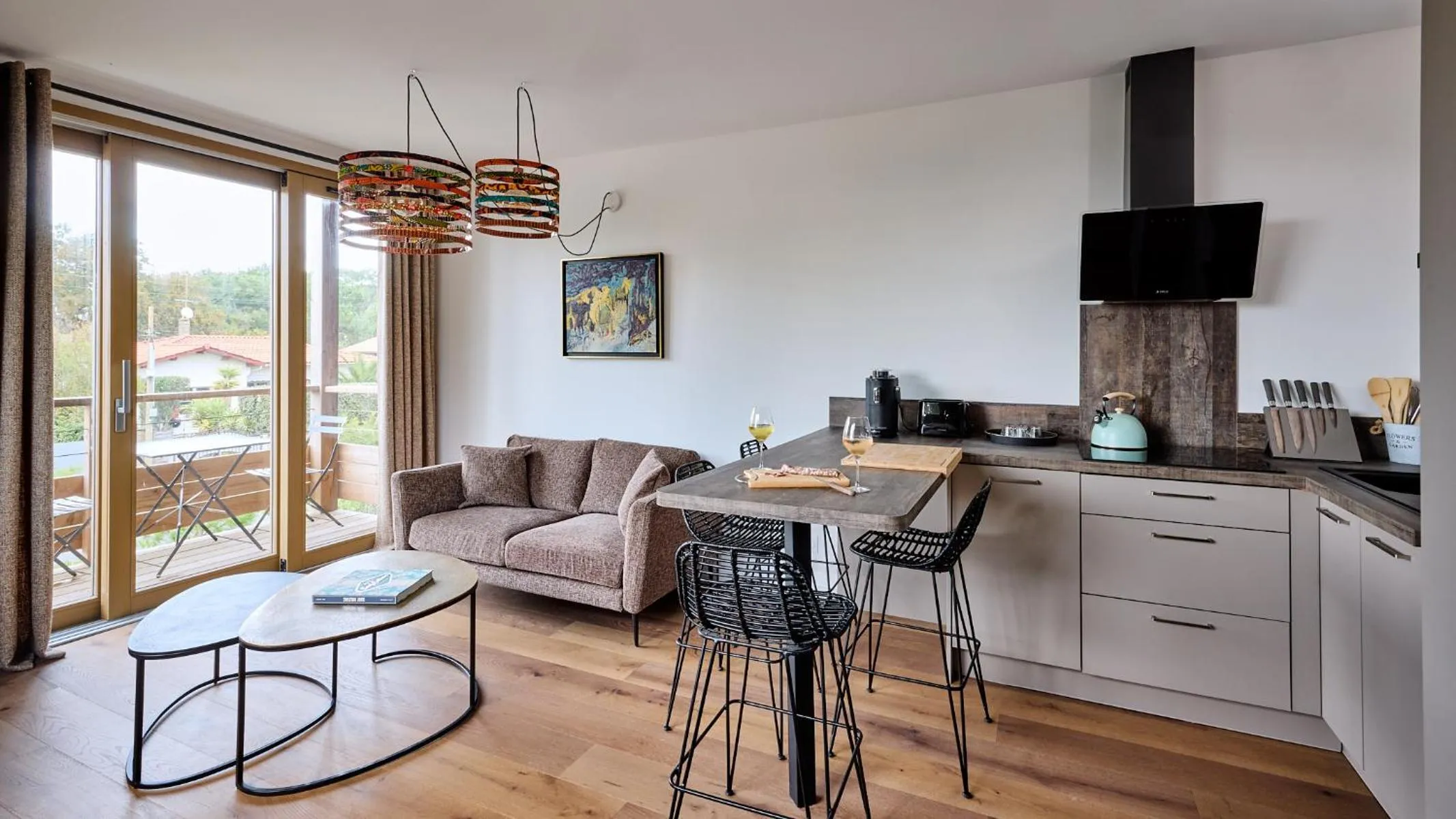 Kitchen or kitchenette in Kaze Océan, The Originals Relais