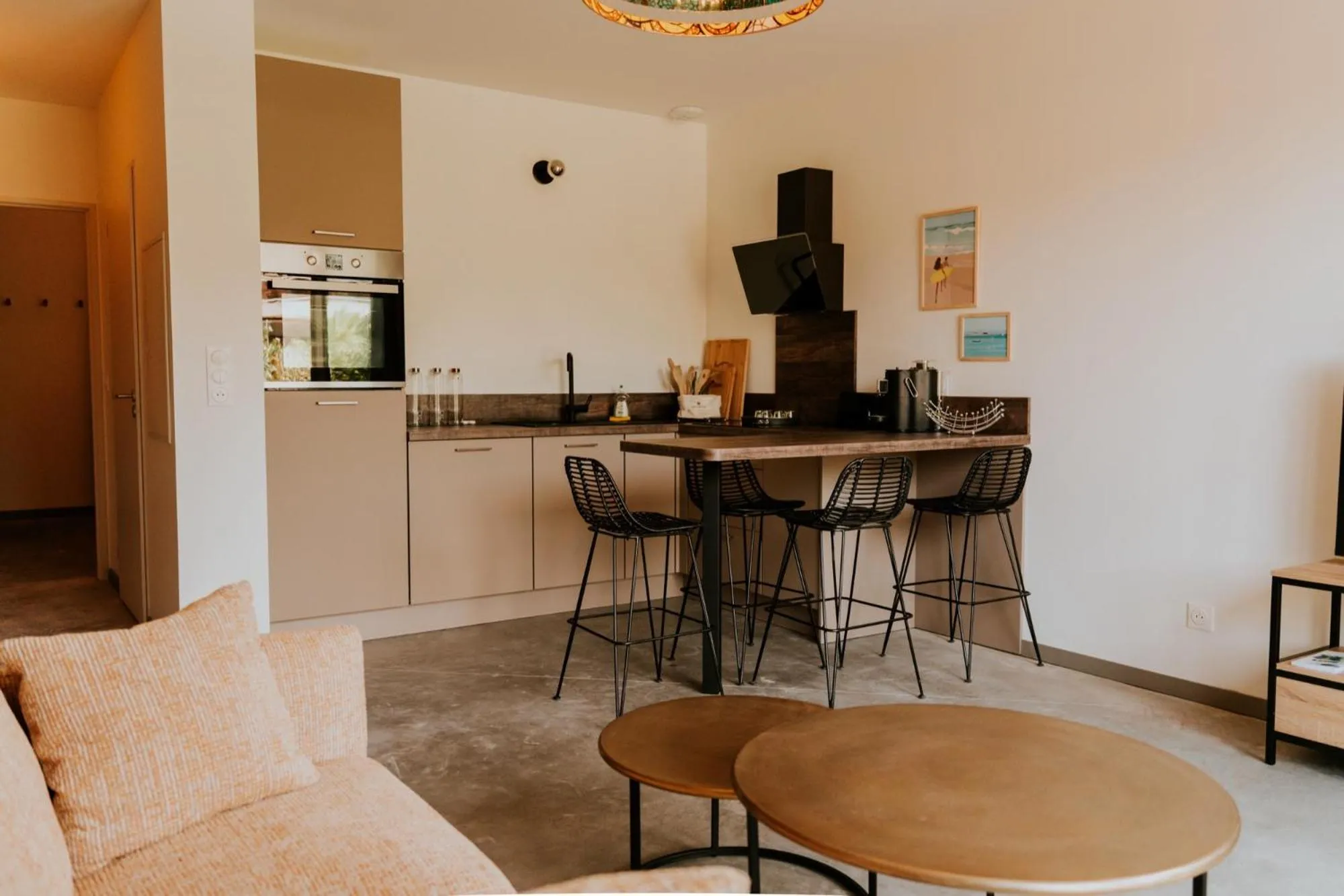 Kitchen or kitchenette in Kaze Océan, The Originals Relais