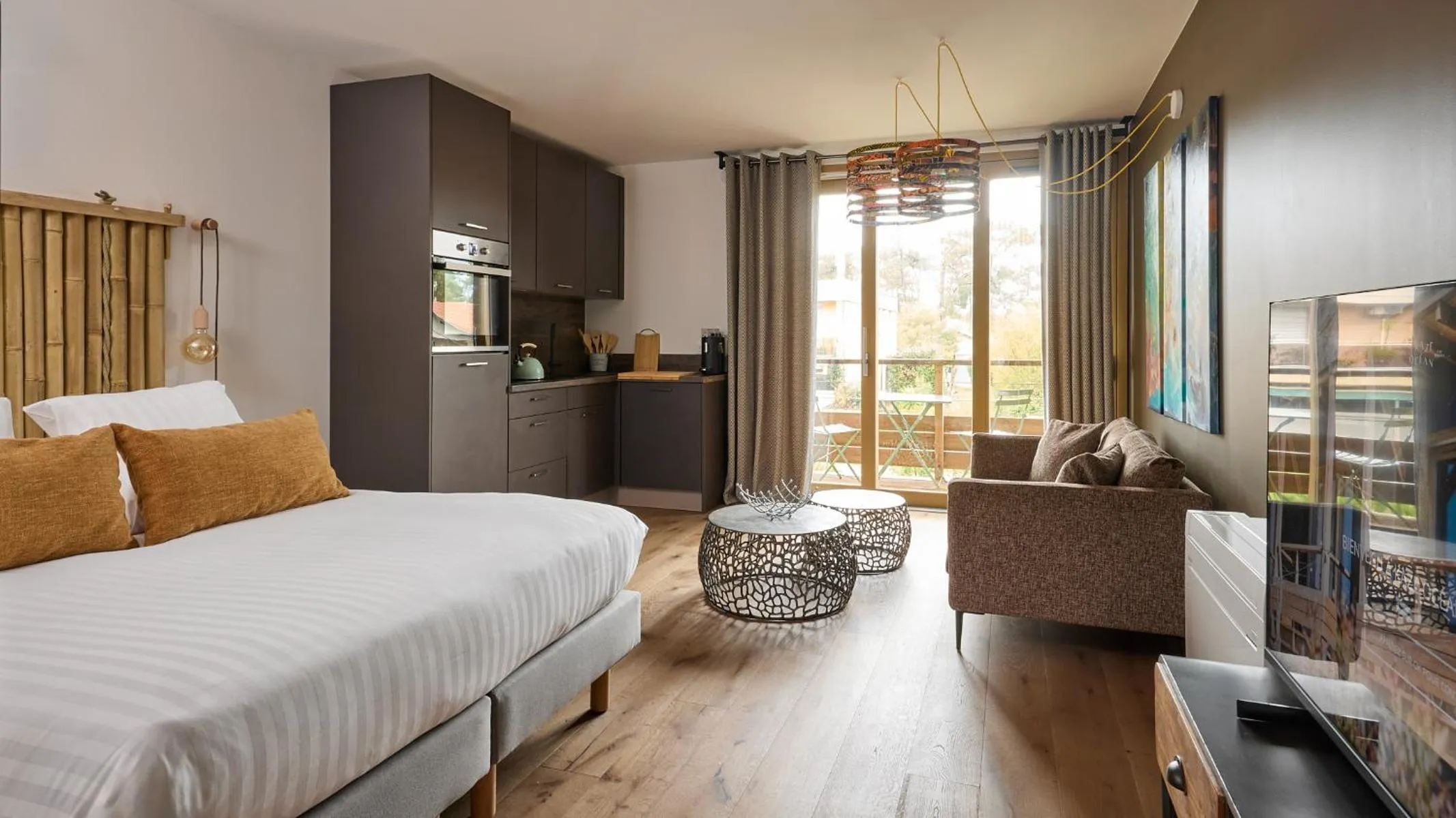 Bed in Kaze Océan, The Originals Relais