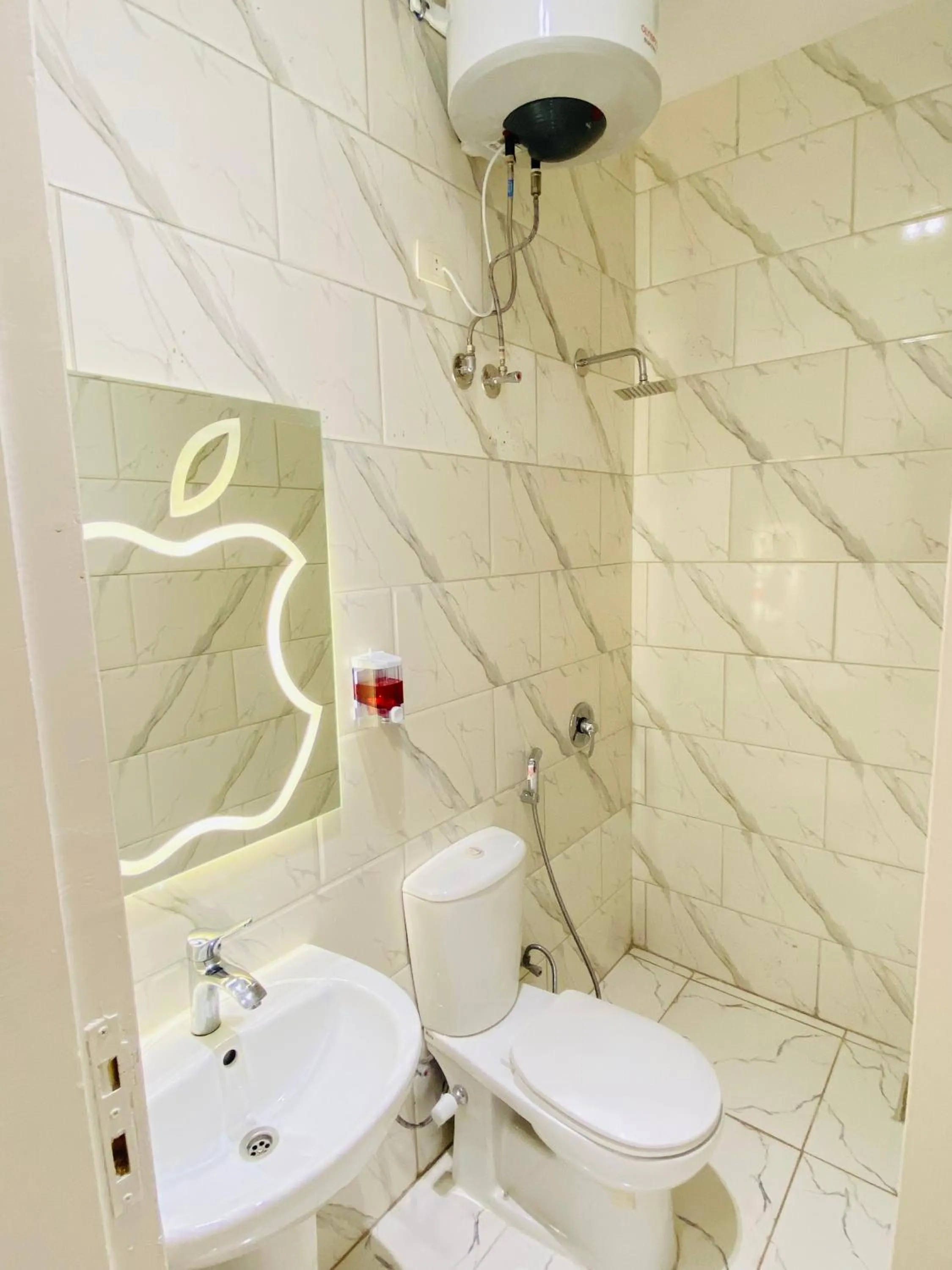 Hotel Richmond Down Town