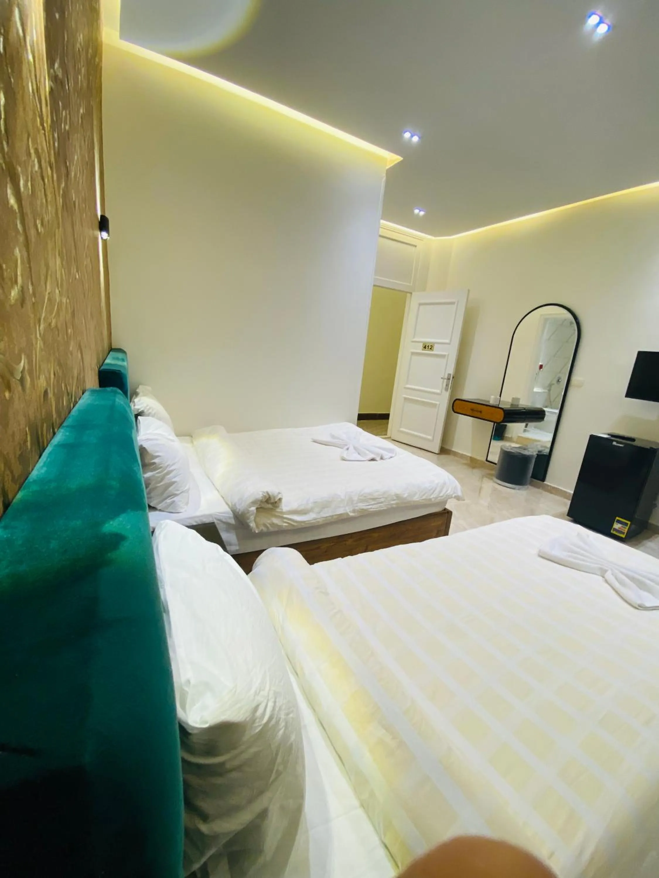 Bed in Hotel Richmond Down Town