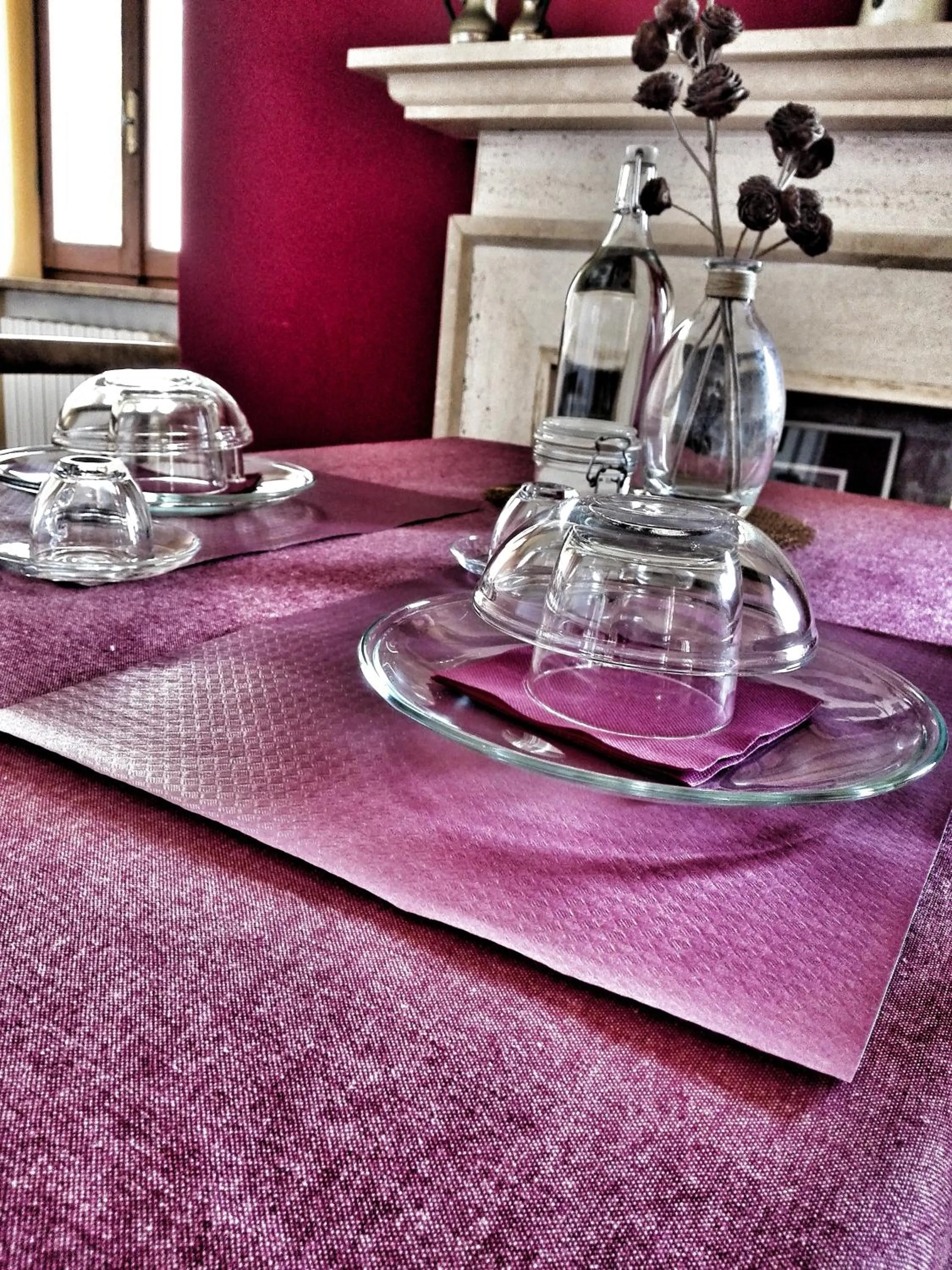 Restaurant/places to eat in MeraVilla