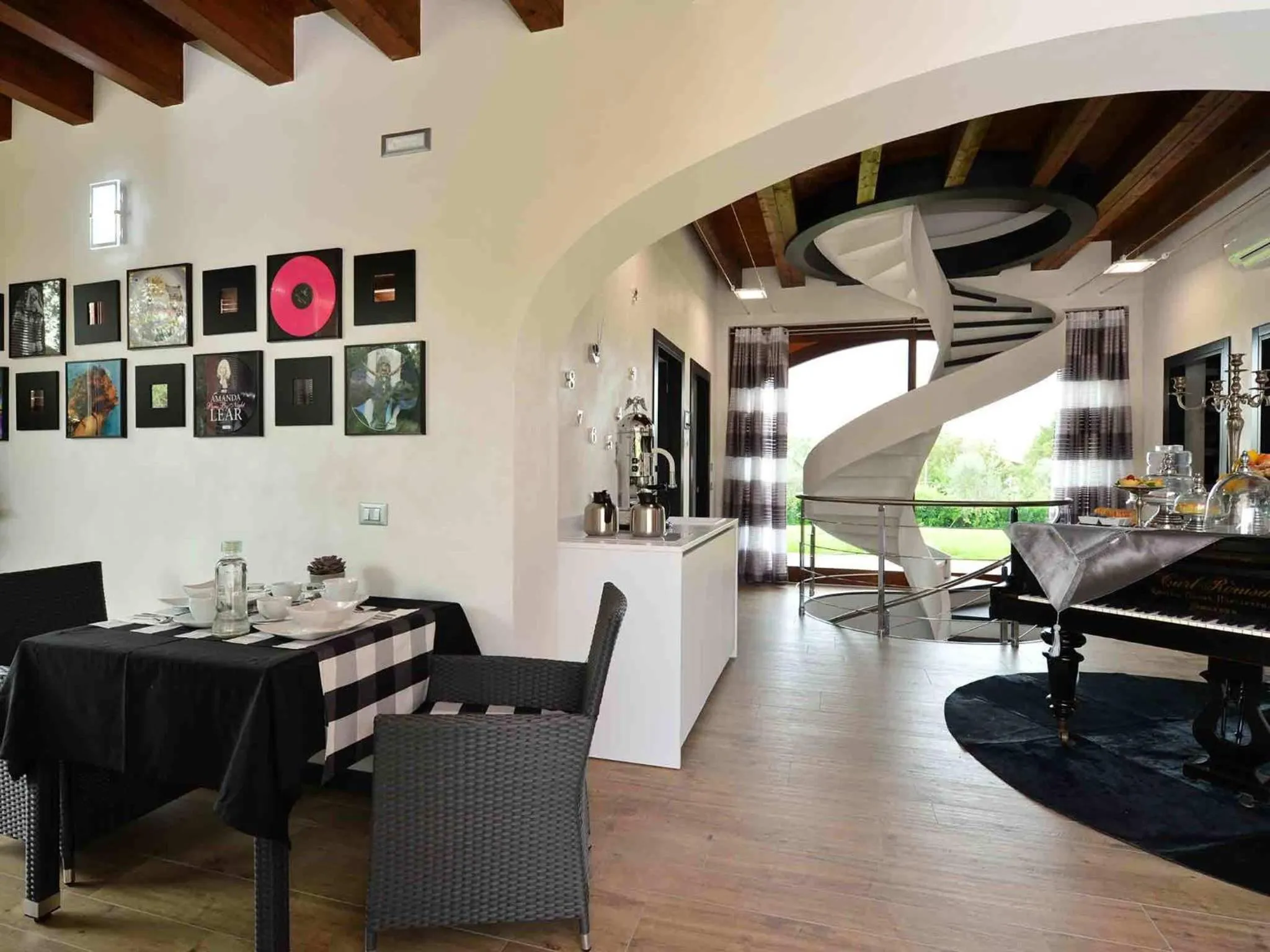 Restaurant/places to eat in Doremi BB Foresteria