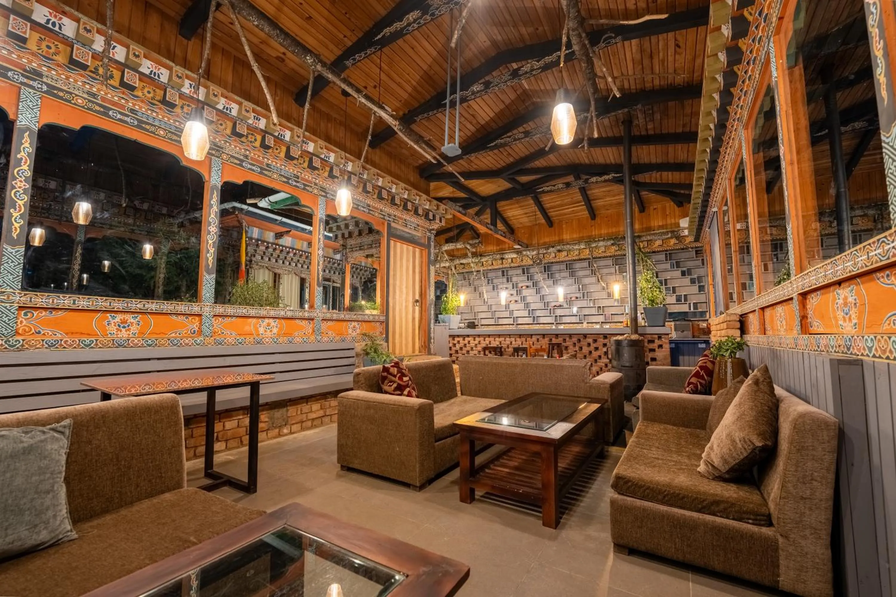 Lounge or bar in Taktsangri-La