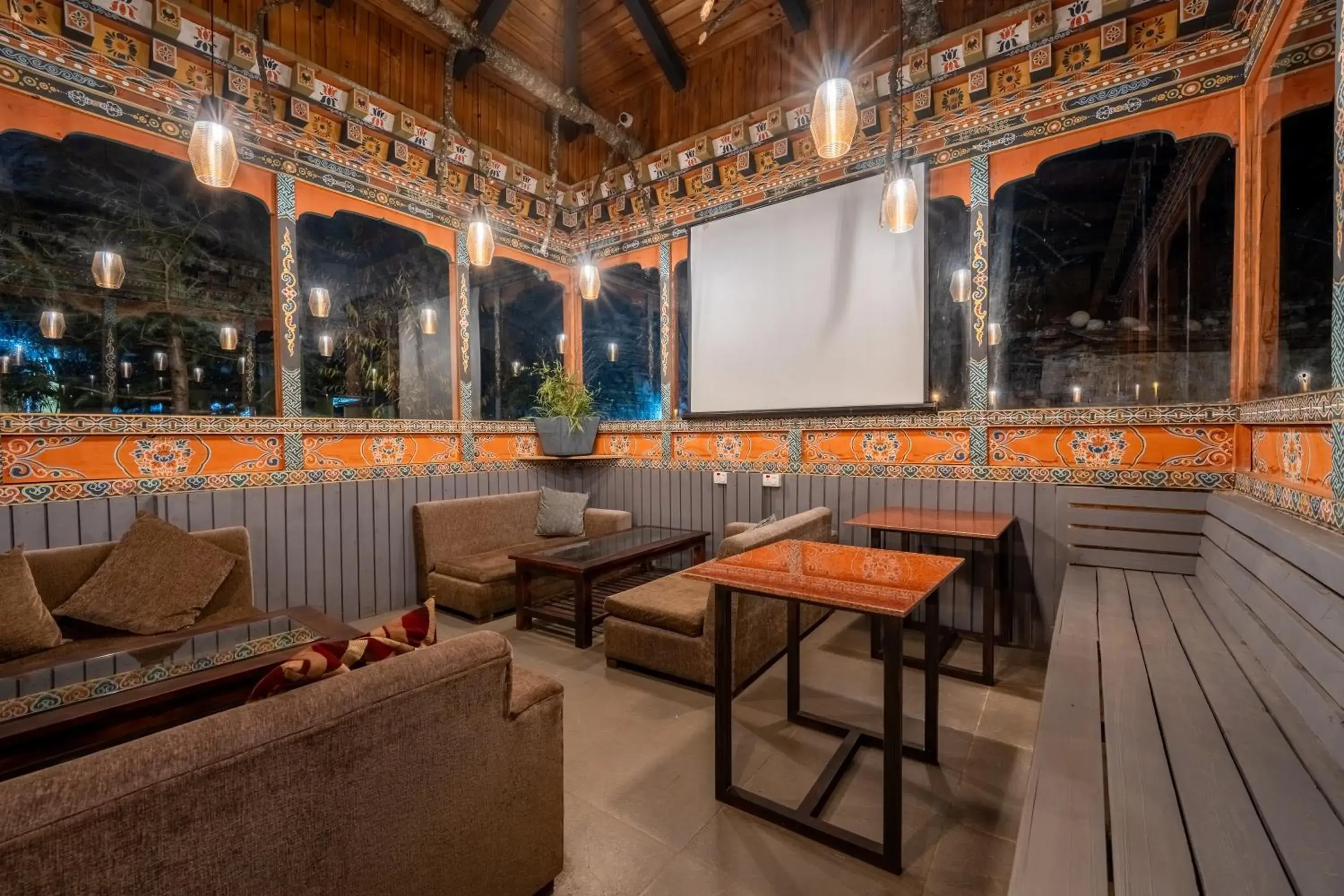 Lounge or bar in Taktsangri-La Lounge or bar in Taktsangri-La