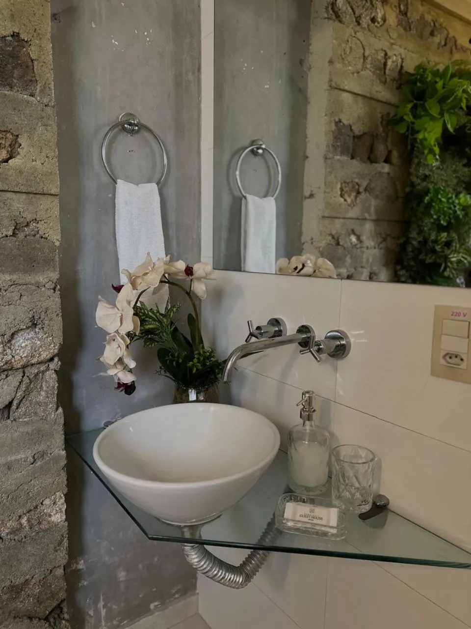 Bombinhas Guest House