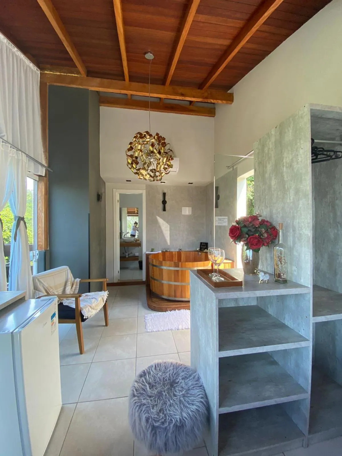 Hot Tub in Bombinhas Guest House