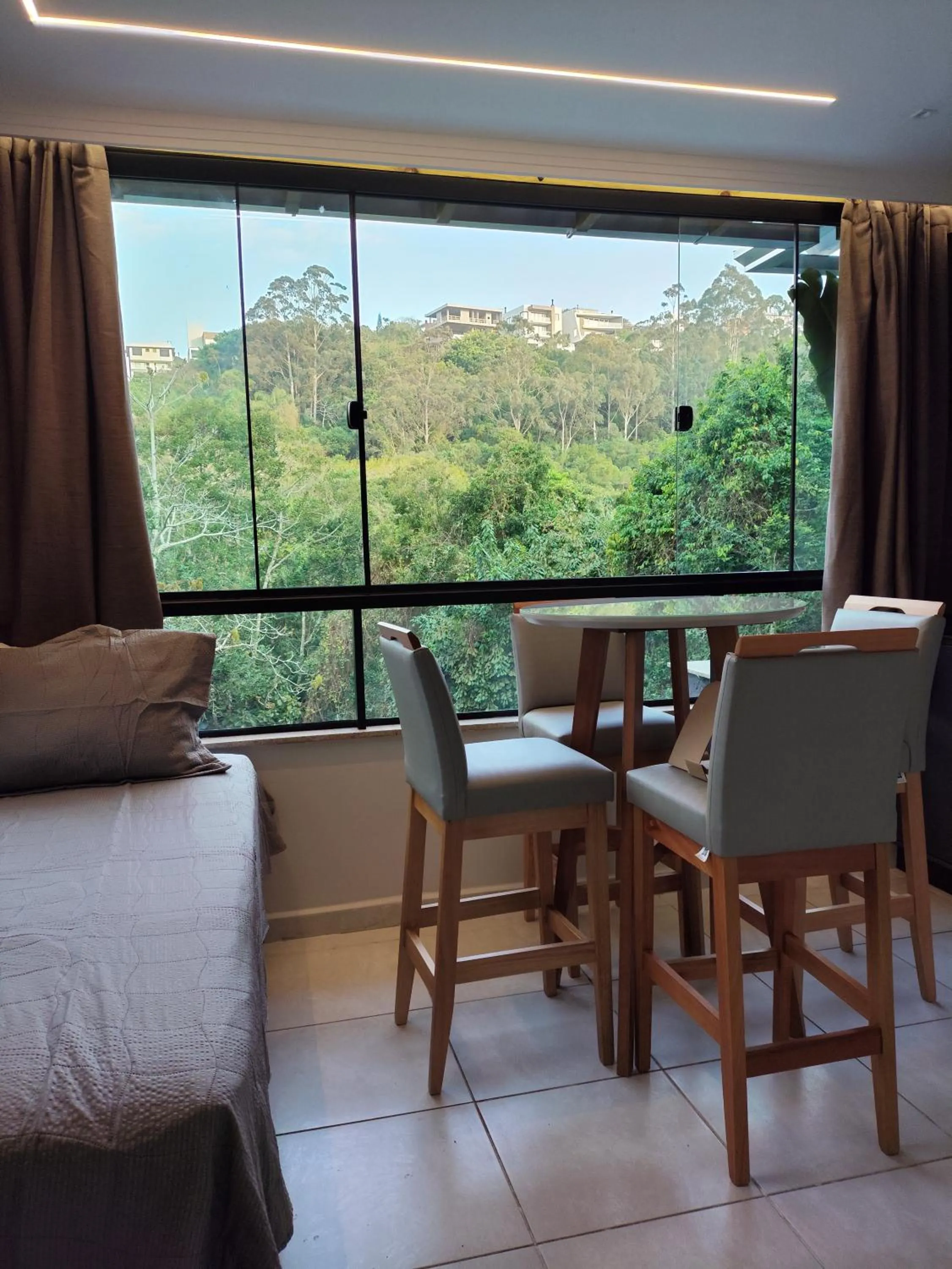 Bombinhas Guest House