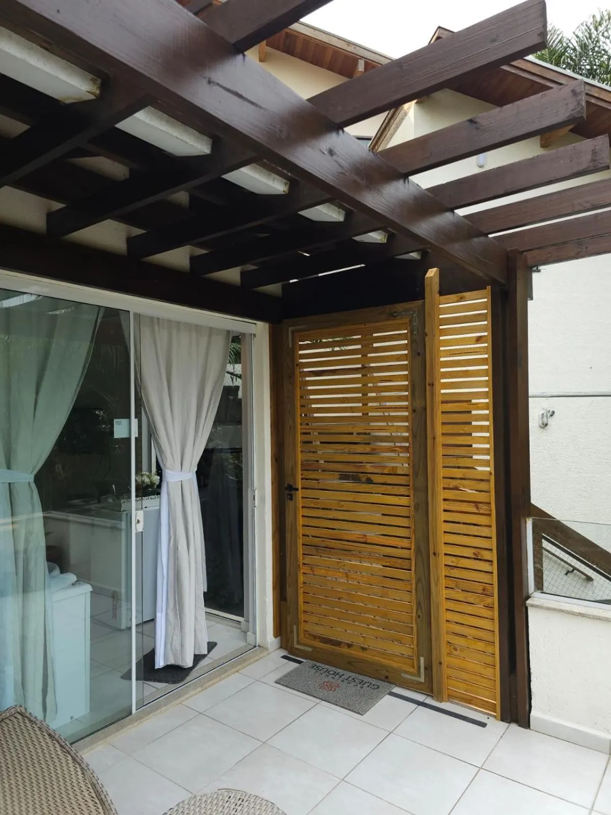 Bombinhas Guest House