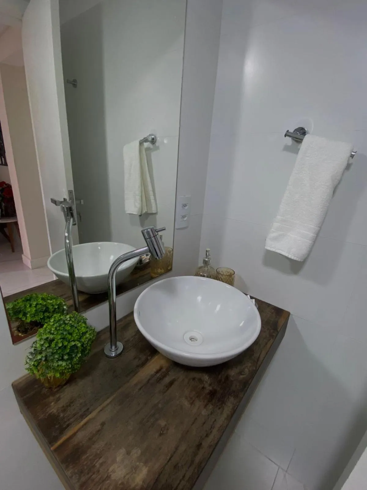 Bathroom in Bombinhas Guest House