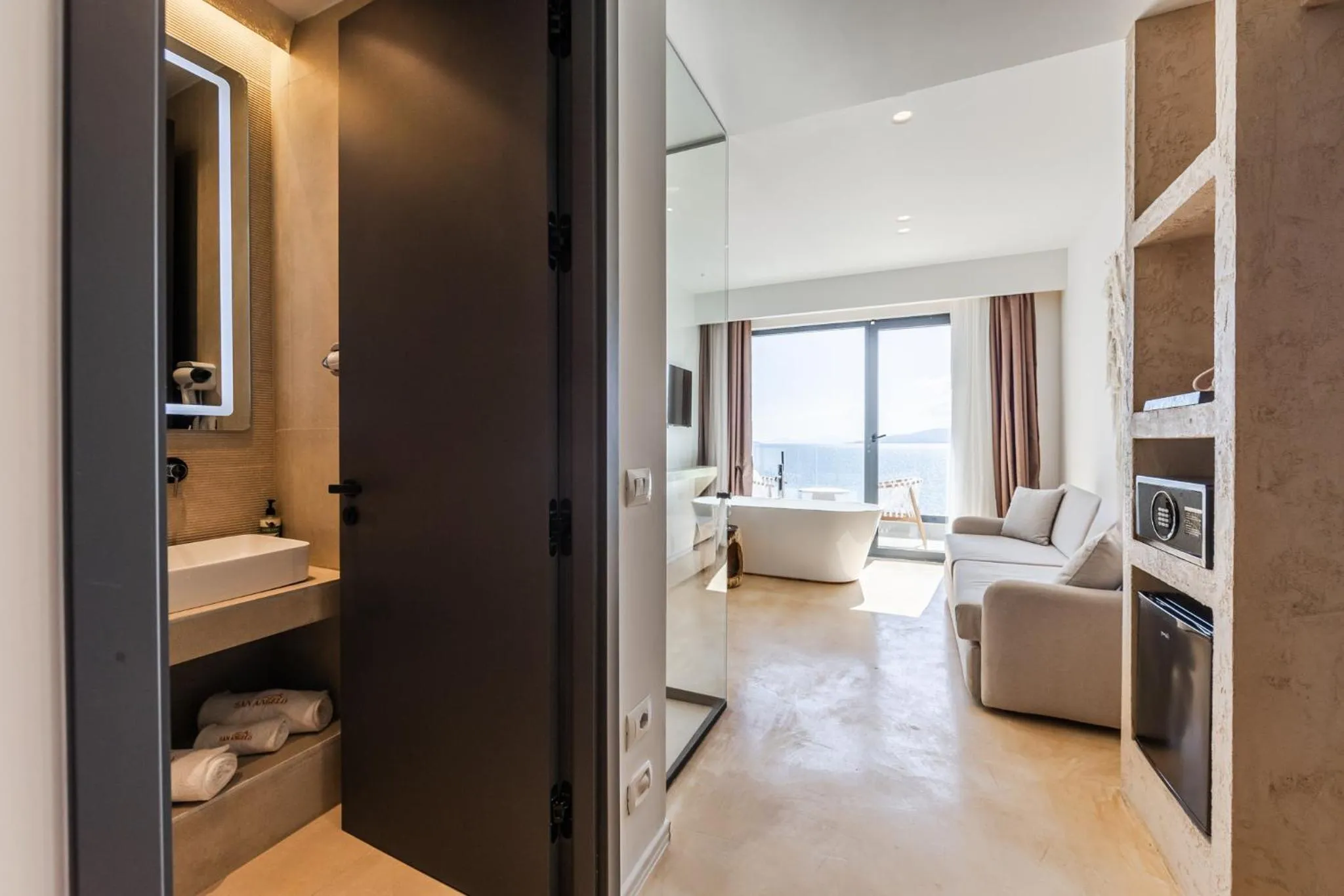 Bedroom in San Angelo Luxury Resort & Spa - Adults Only