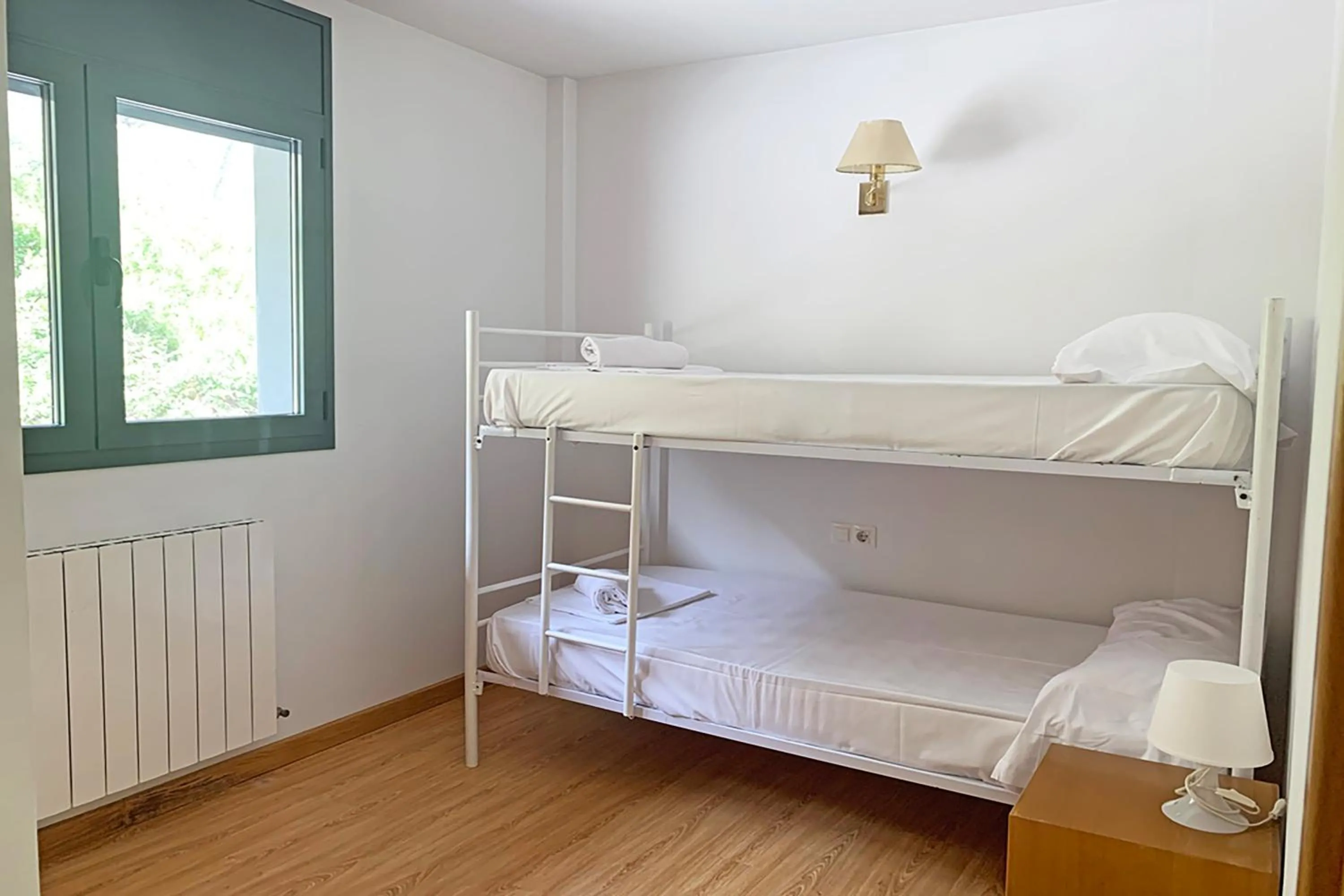 Bedroom, Bed in Apartamentos Canillo 3000