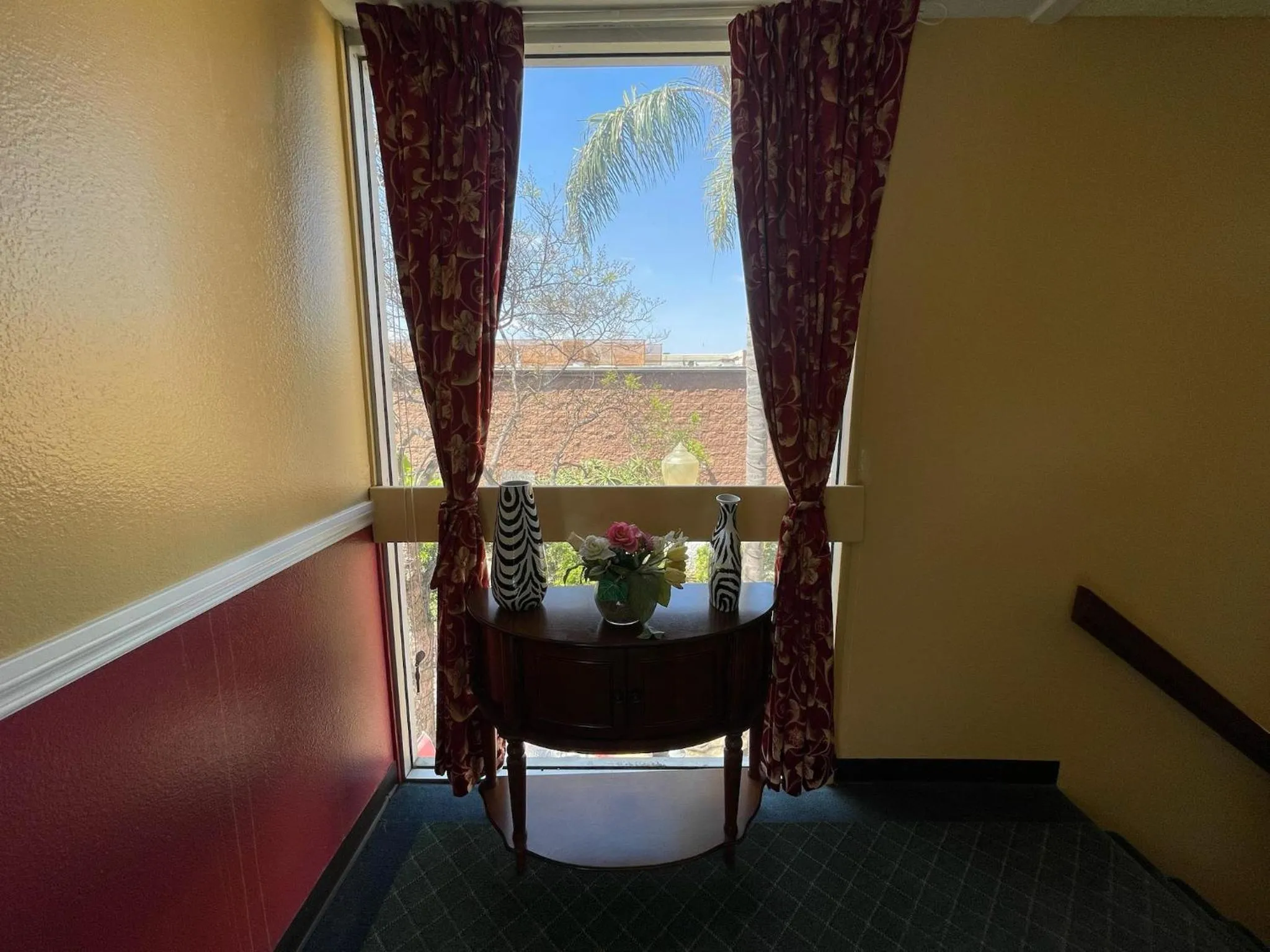 Hotel Pacific Garden