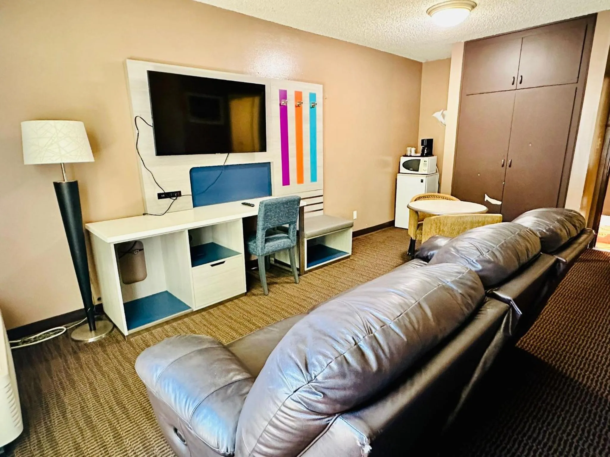 Bed in Hotel Pacific Garden