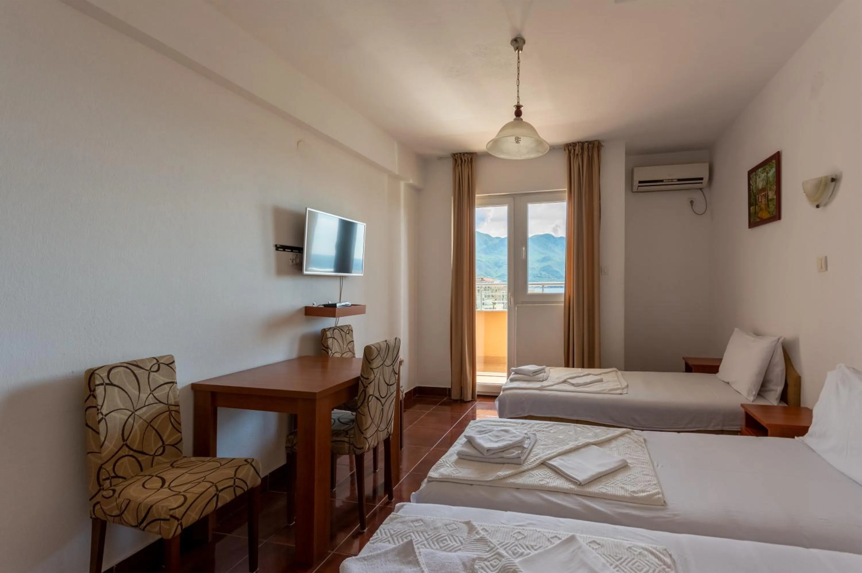 Bed in Evropa Lux Apartments