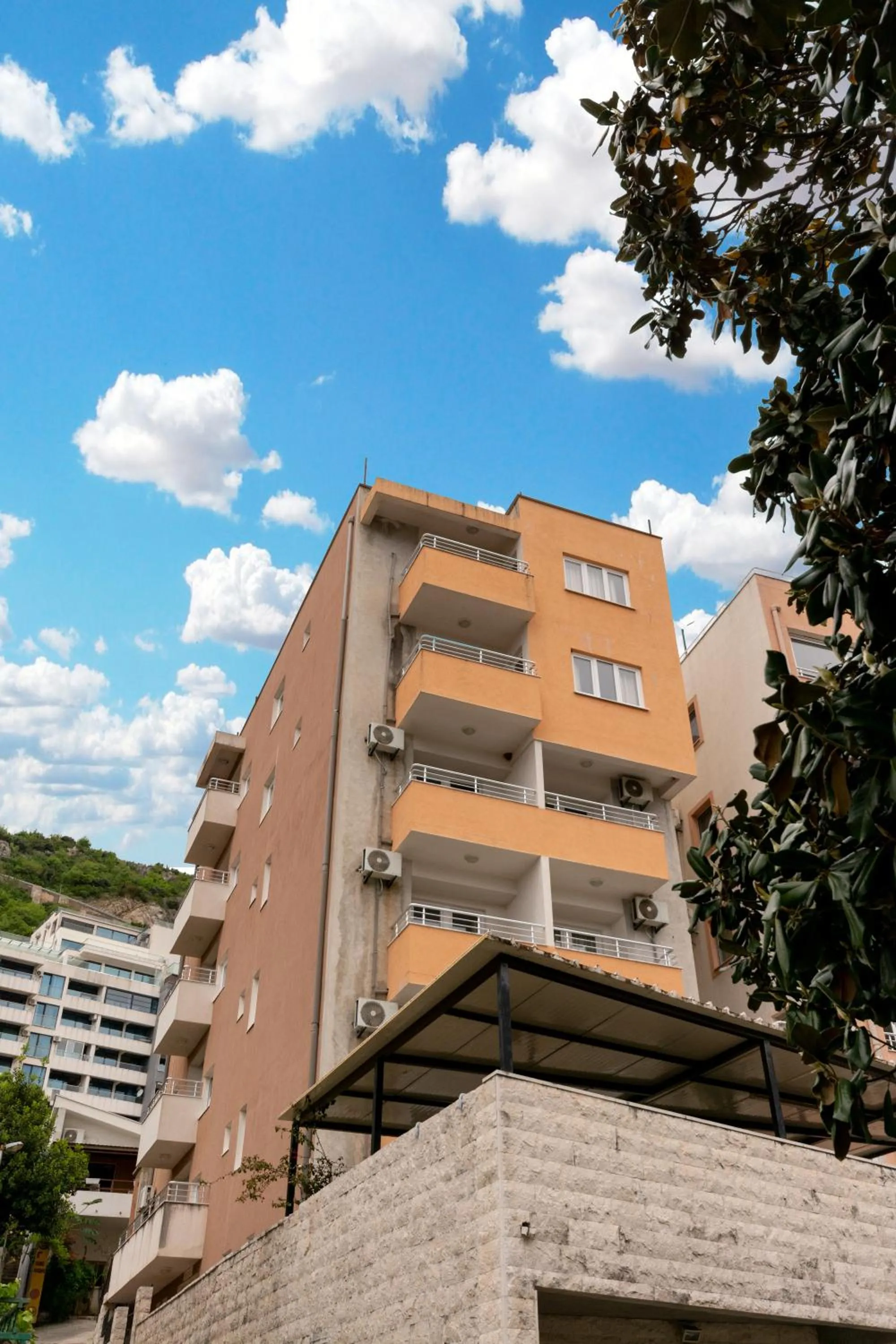 Property building in Evropa Lux Apartments