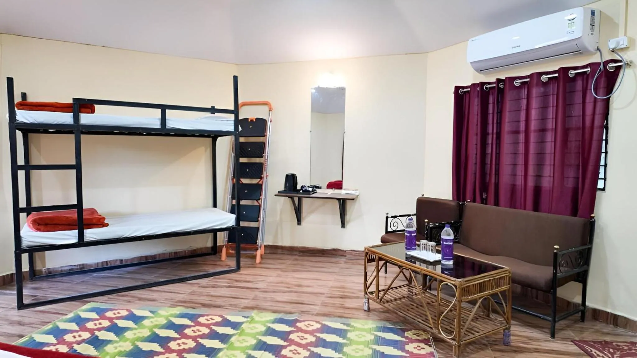 Photo of the whole room, Bed in Tribal Wood Resort