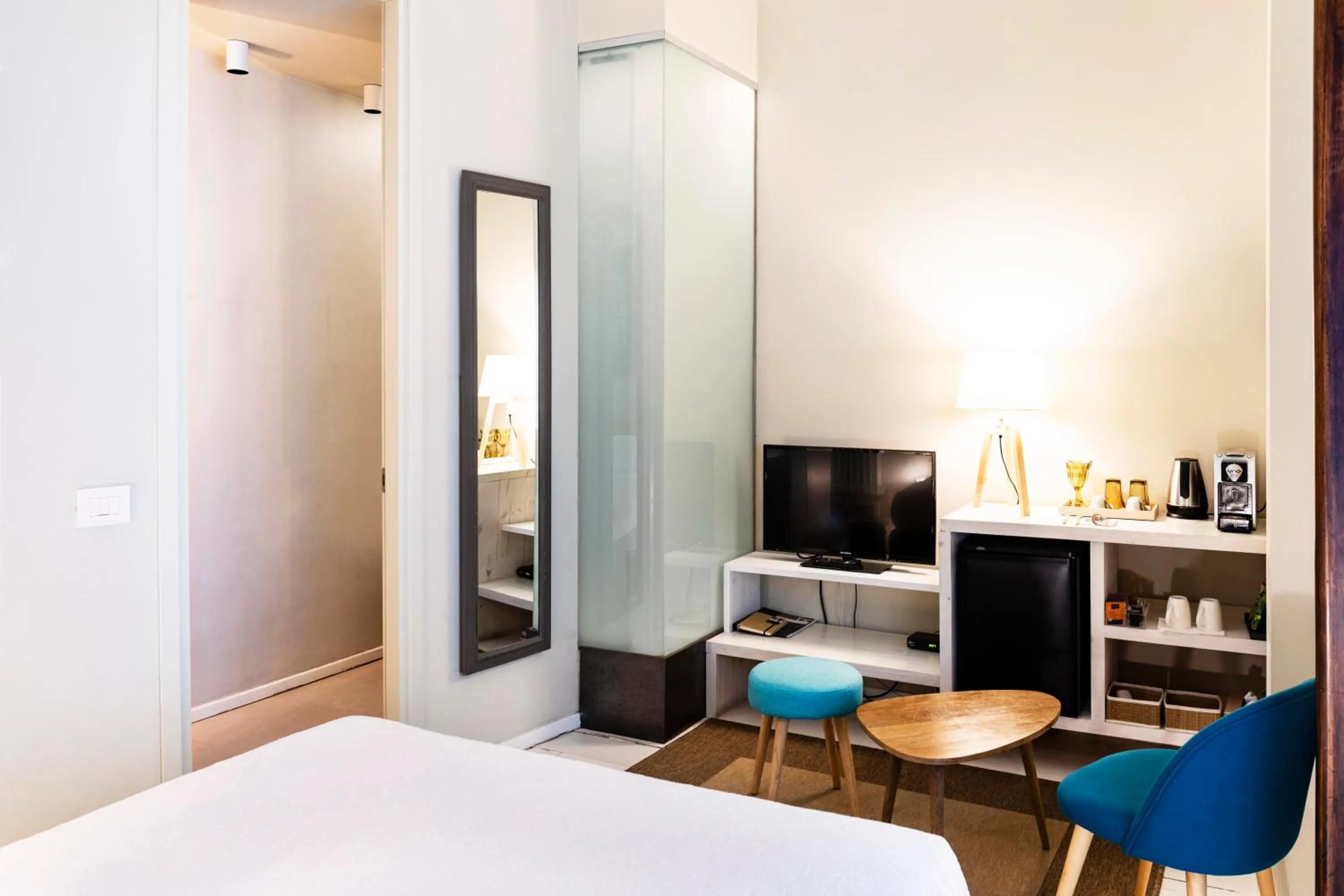 Photo of the whole room, Bed in BC MAISON bed&cafe Milano