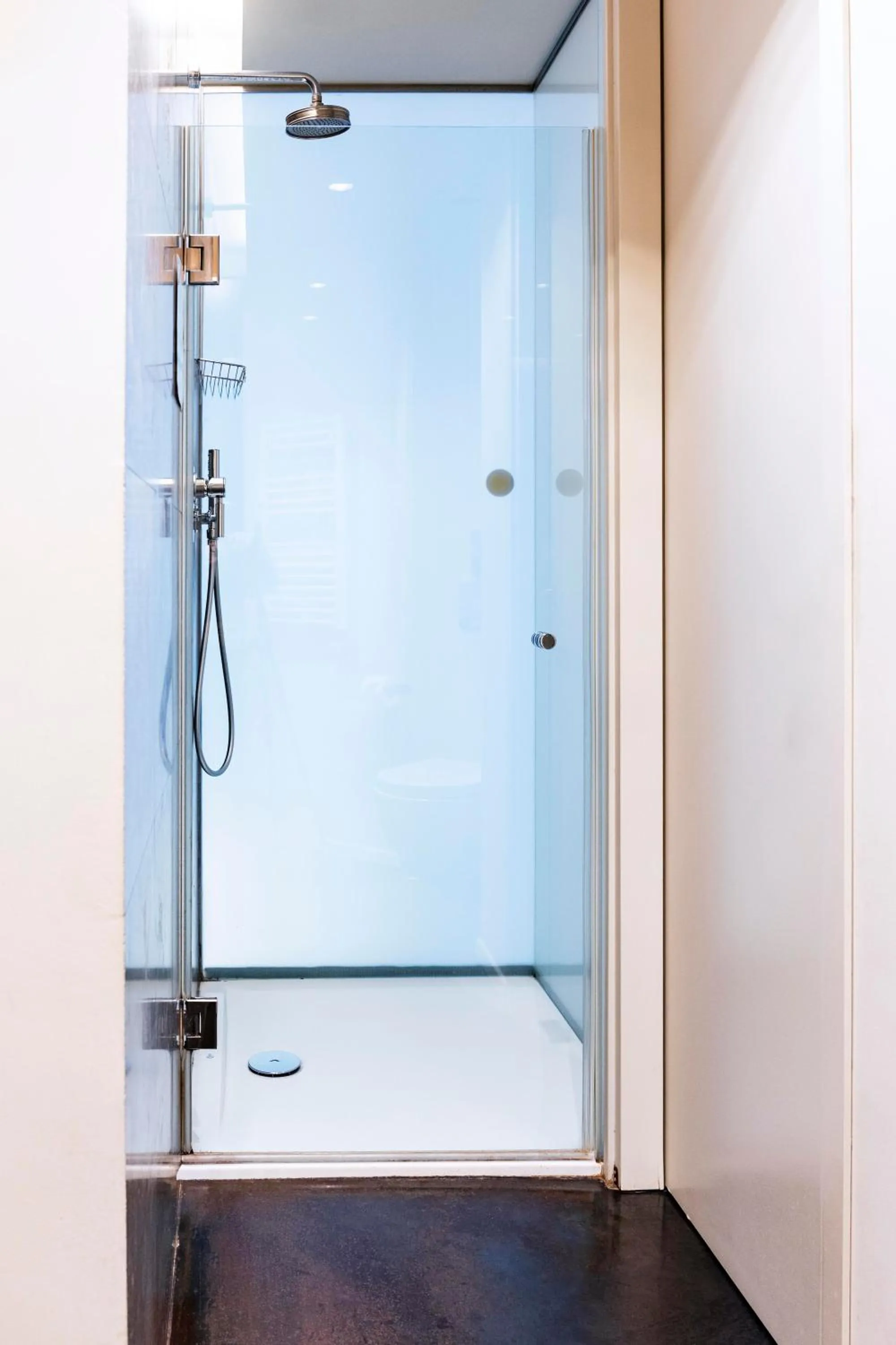 Shower in BC MAISON bed&cafe Milano