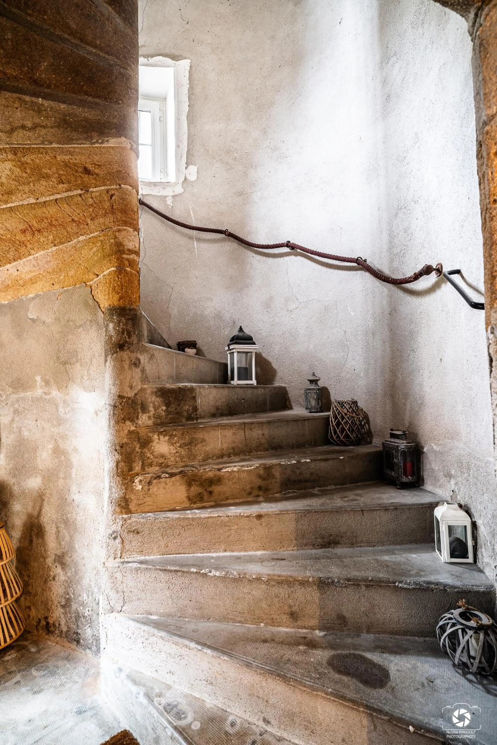 Facade/entrance in Château Besson