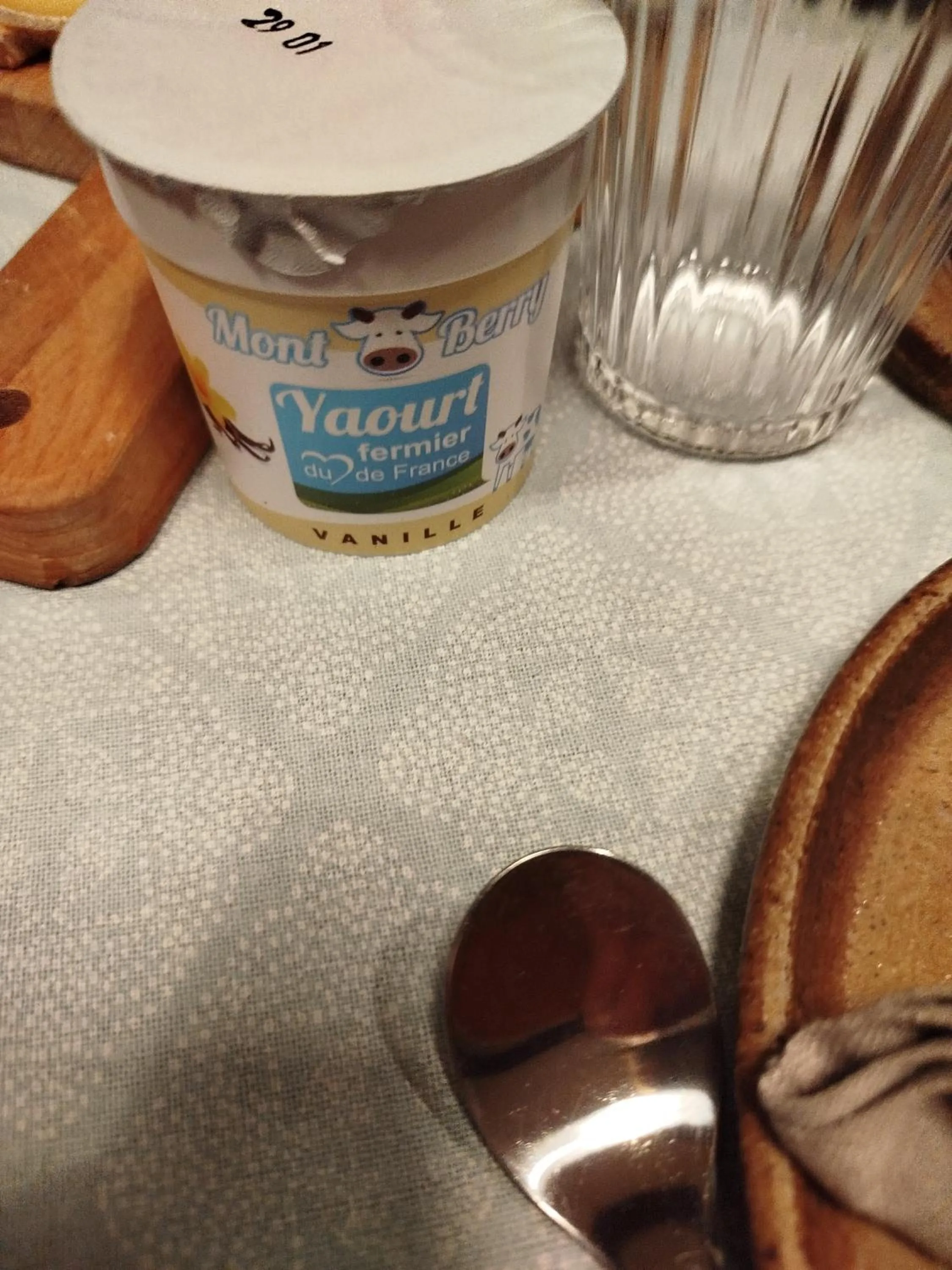 Breakfast in Château Besson