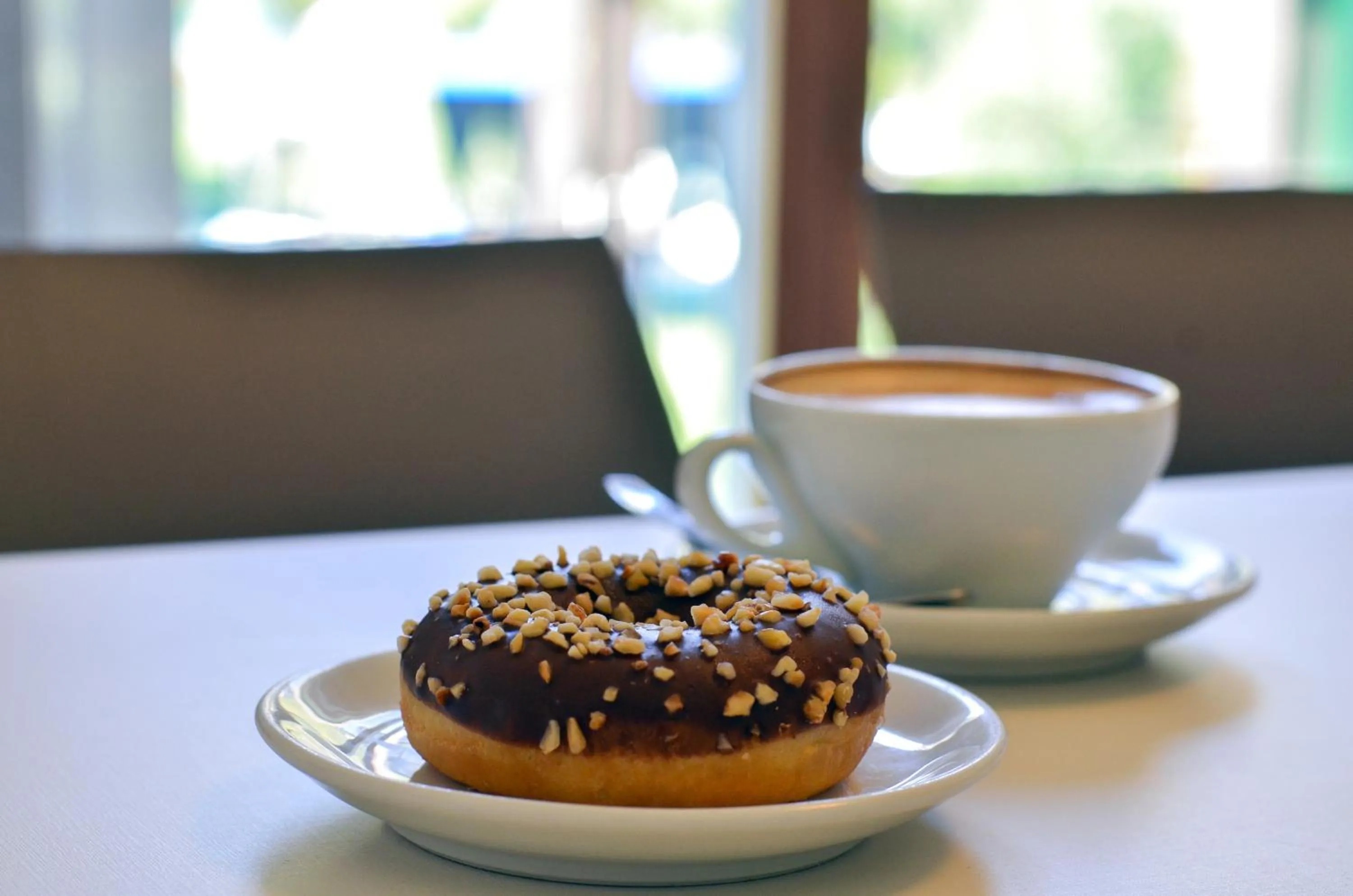 Food and drinks in Komodo short stay apartments