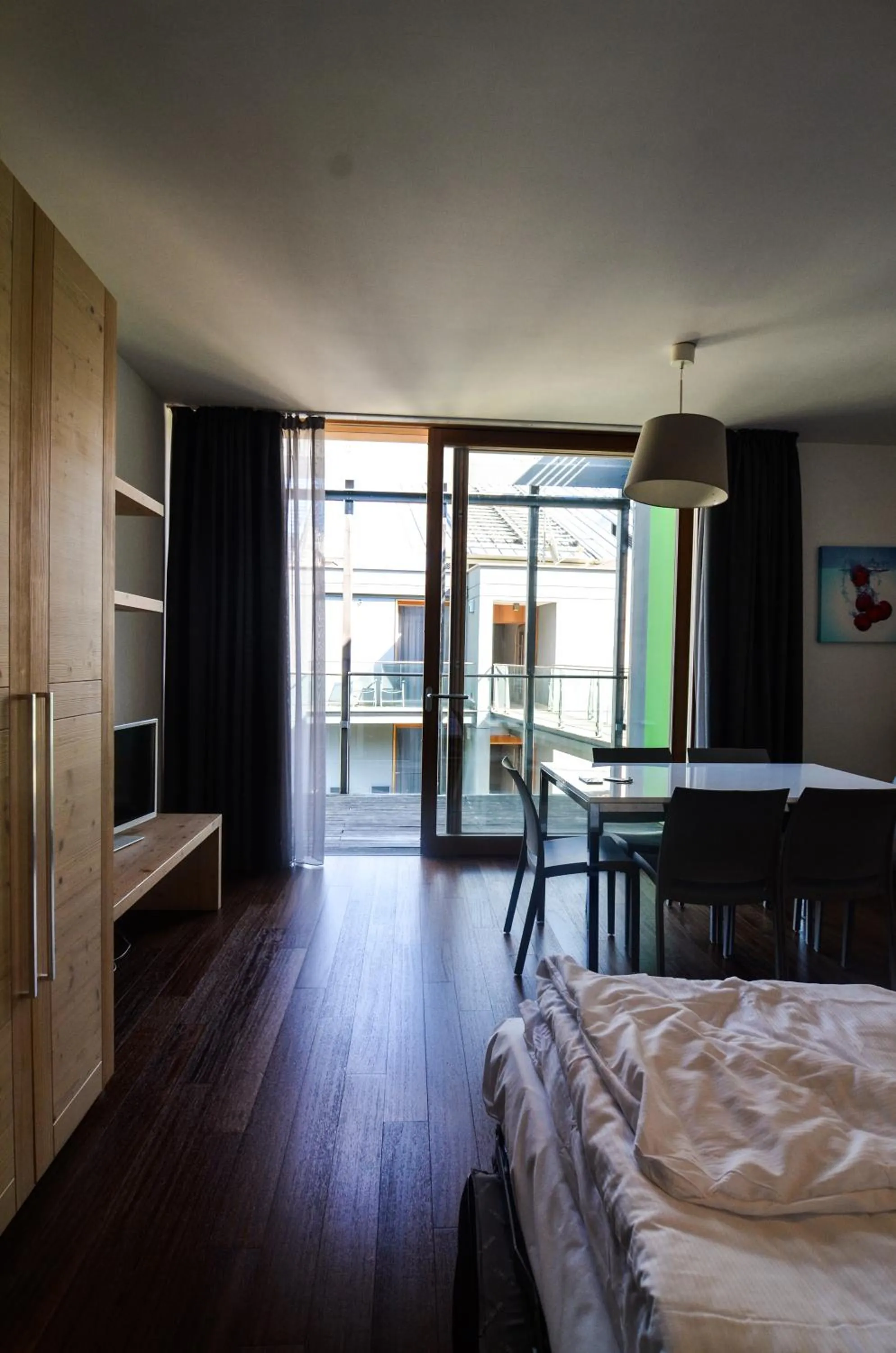 Balcony/Terrace, Bed in Komodo short stay apartments