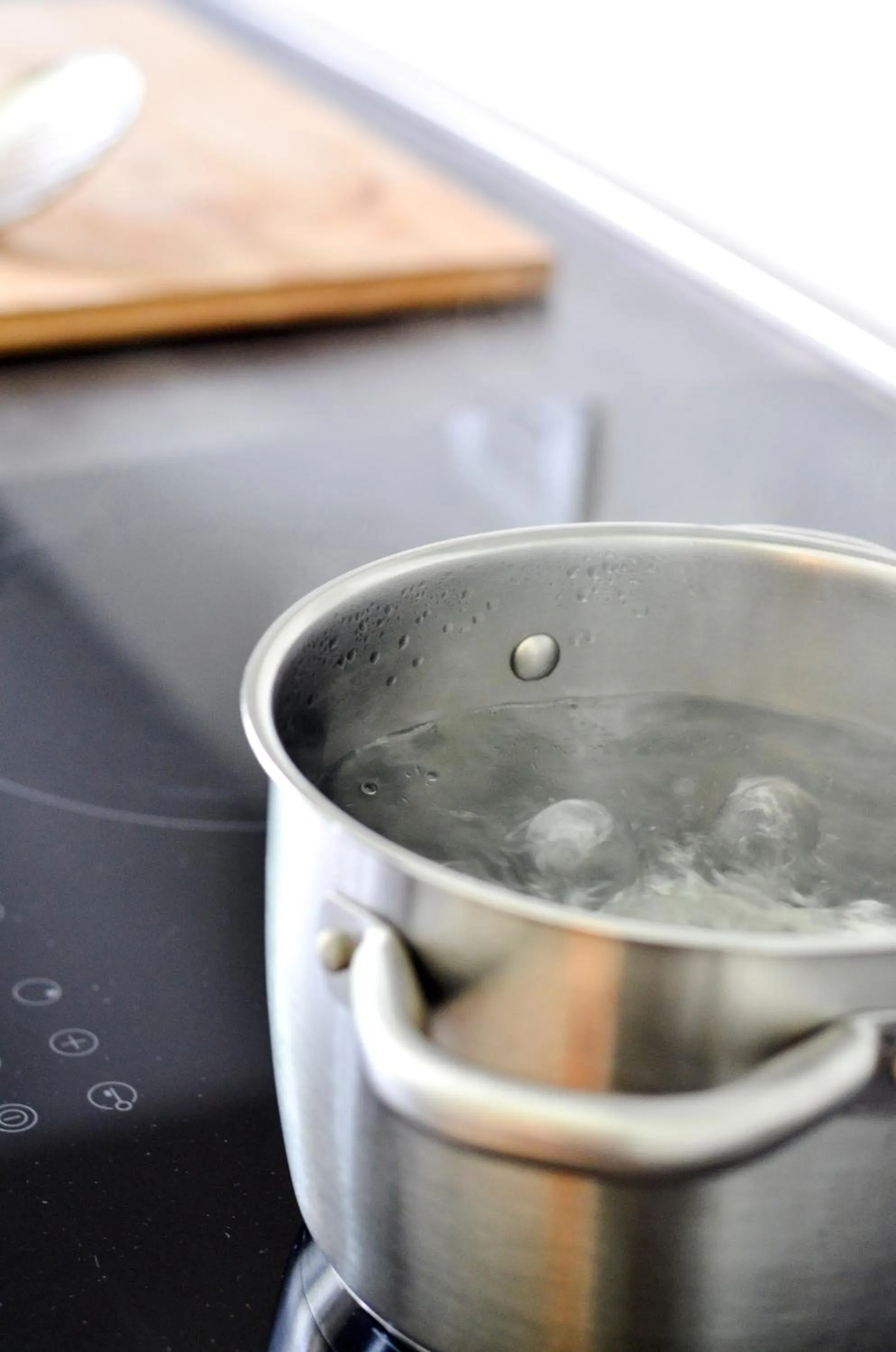 Kitchen or kitchenette in Komodo short stay apartments