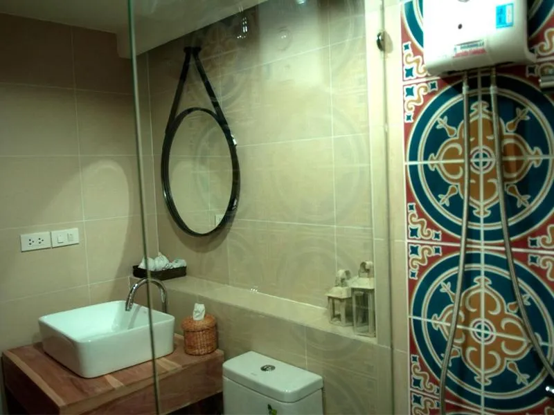 Nakorn De Sukhothai Hip Hotel