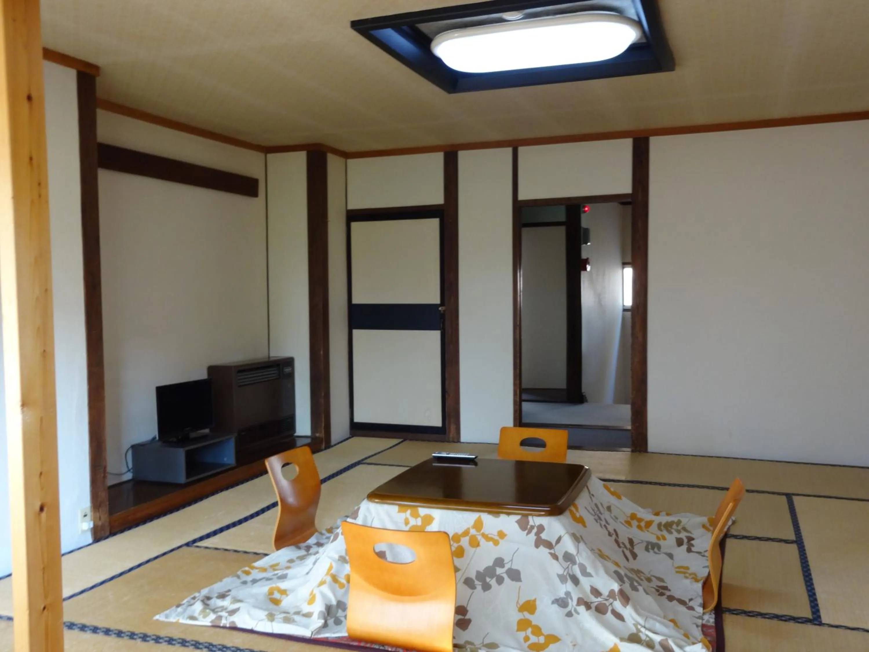 Seating area in Oomukou Ryokan