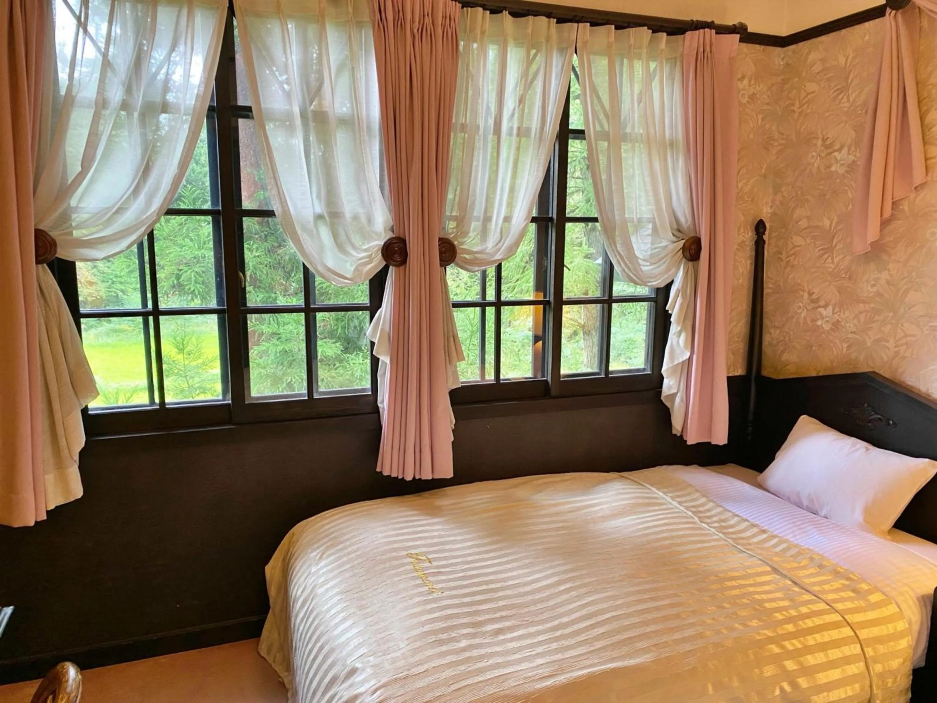 Bed in Restaurant & Hotel Traumerei