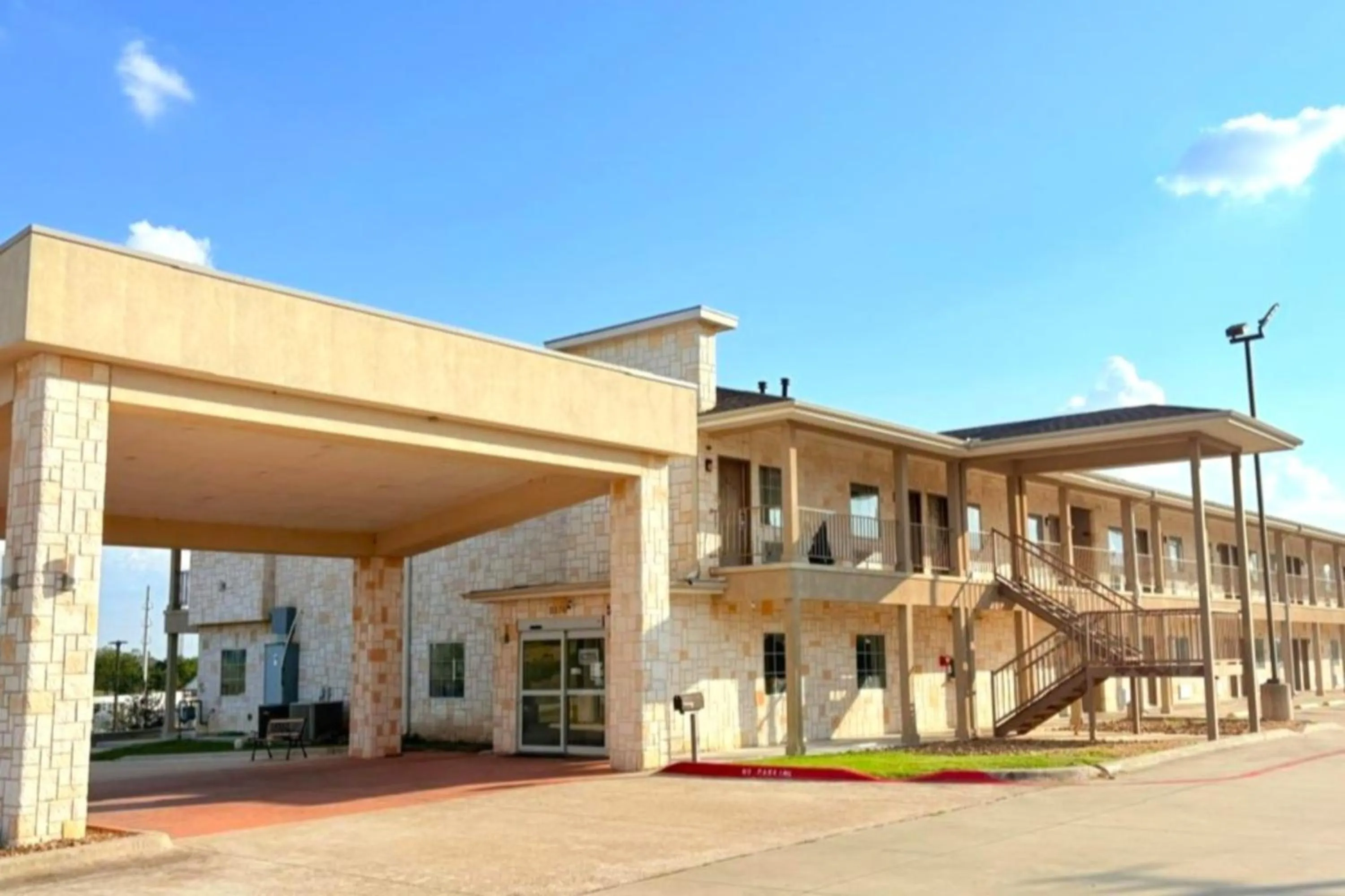 Facade/entrance in Westwood Inn Extended Stay by OYO Gonzales TX