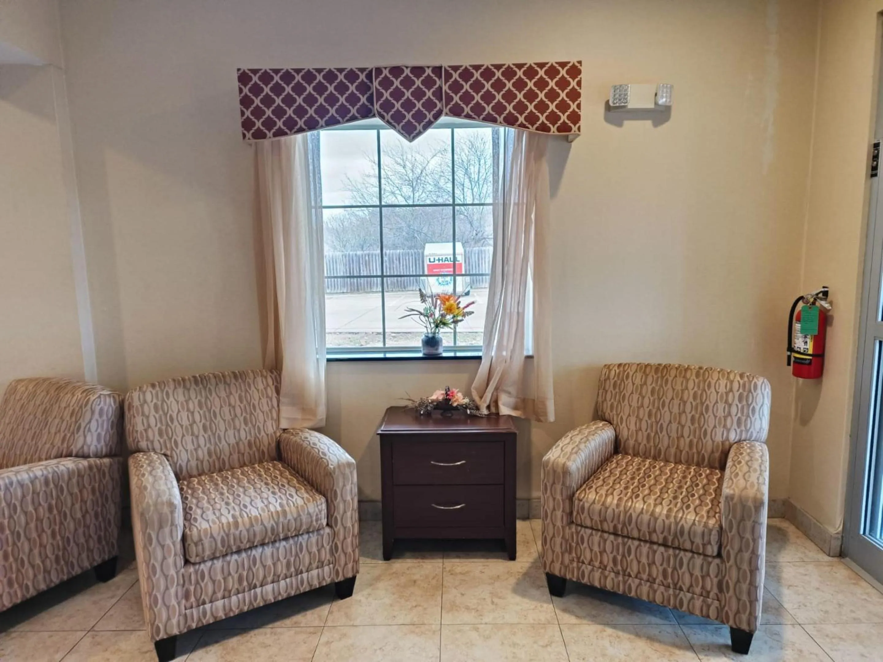 Seating area in Westwood Inn Extended Stay by OYO Gonzales TX