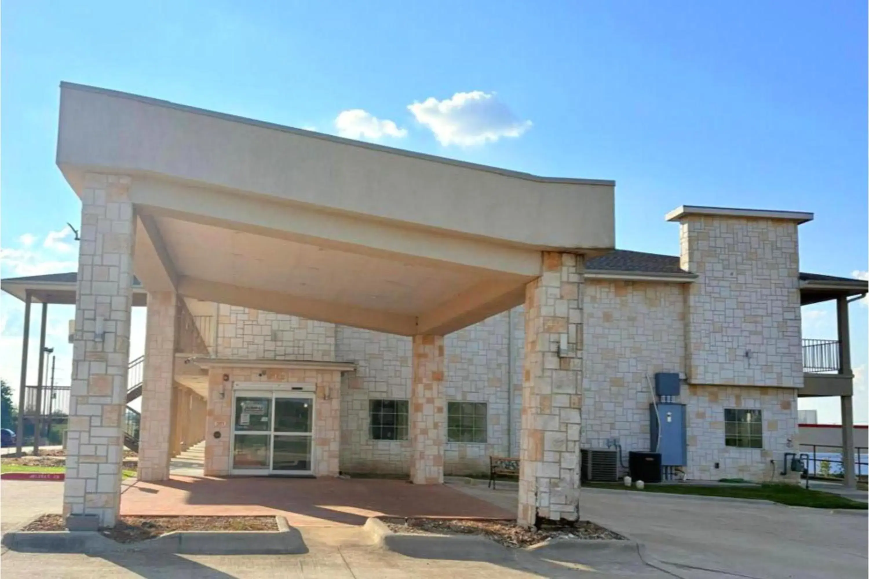 Westwood Inn Extended Stay Gonzales TX Westwood Inn Extended Stay Gonzales TX
